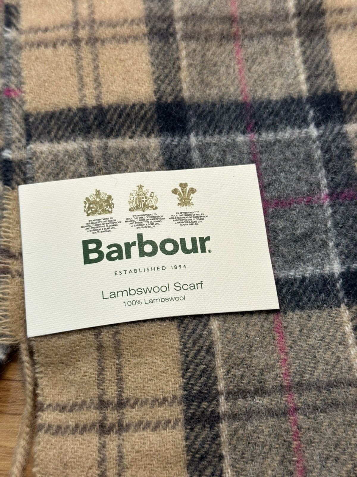 Barbour NWT Barbour Tartan Lambwool Scarf Size ONE SIZE - 4 Thumbnail