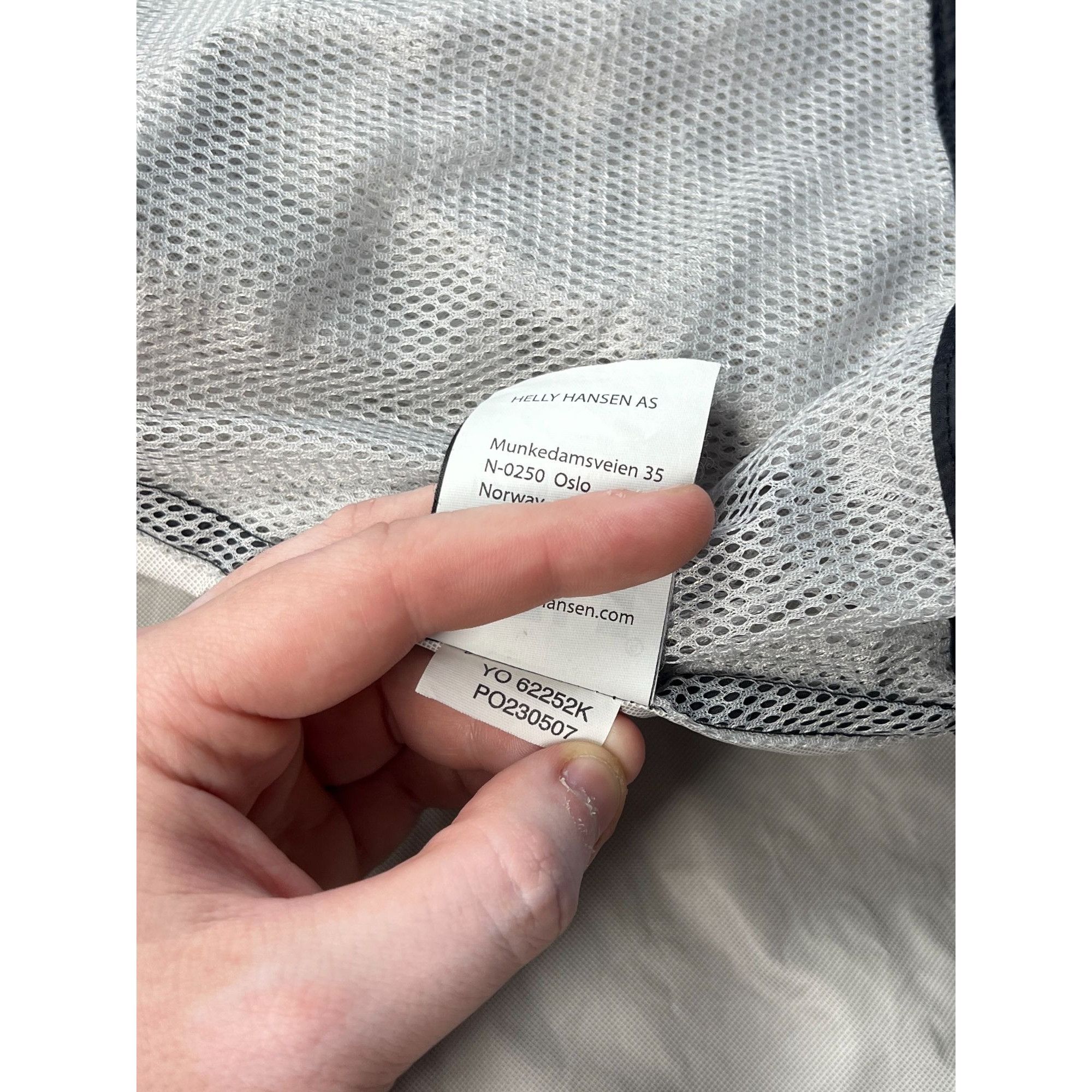 Helly Hansen Helly Hansen Waterproof Windbreaker Jacket (Y0742) Size US L / EU 52-54 / 3 - 9 Thumbnail