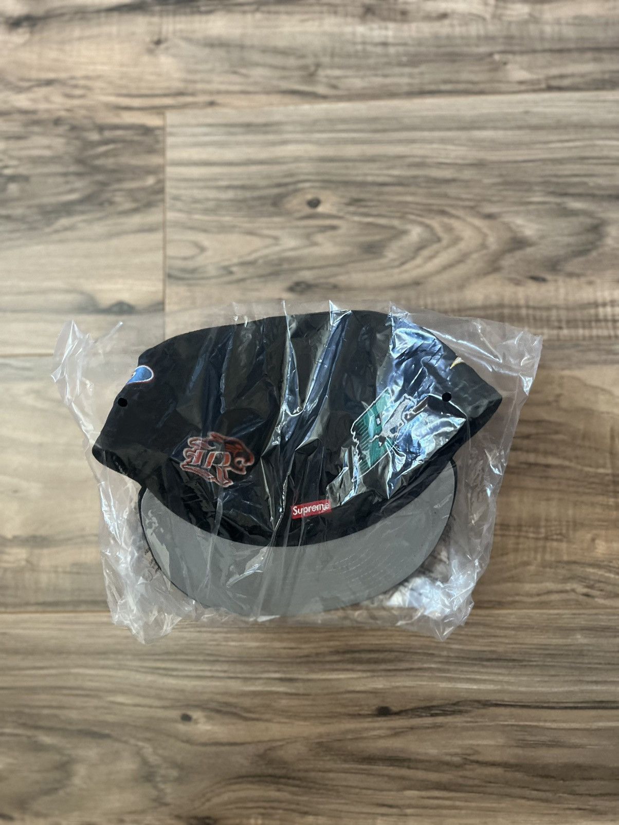 Supreme Supreme Mascots S Logo New Era 59Fifty Fitted Cap Size ONE SIZE - 6 Thumbnail