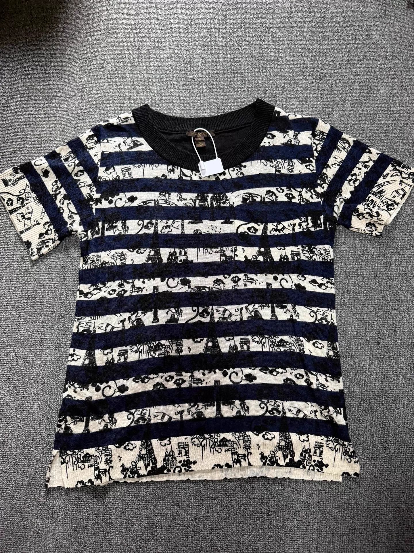 Louis Vuitton Louis Vuitton Black White Striped SS Top S 99New Auth Size S / US 4 / IT 40 - 1 Thumbnail