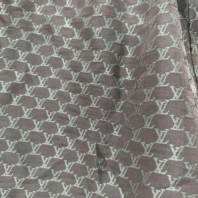 Louis Vuitton louis vuitton logo print silk shorts-2508 Size US 44 / EU 60 - 3 Thumbnail