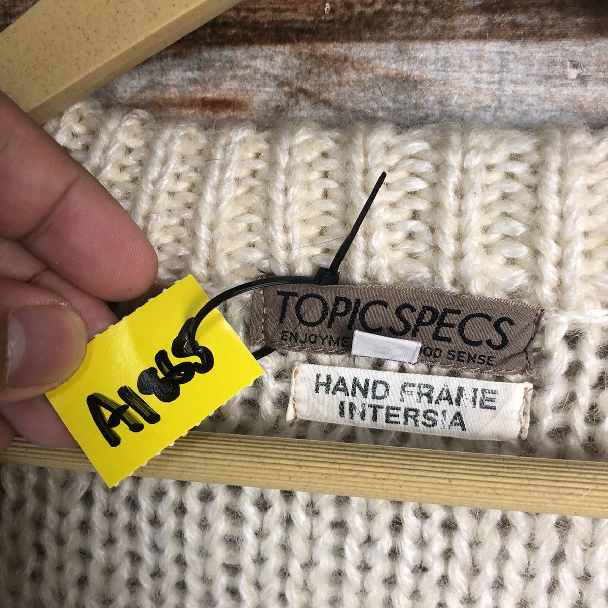 Homespun Knitwear Topic Spesc White Cardigan Knitwear #1865 Size US L / EU 52-54 / 3 - 9 Thumbnail