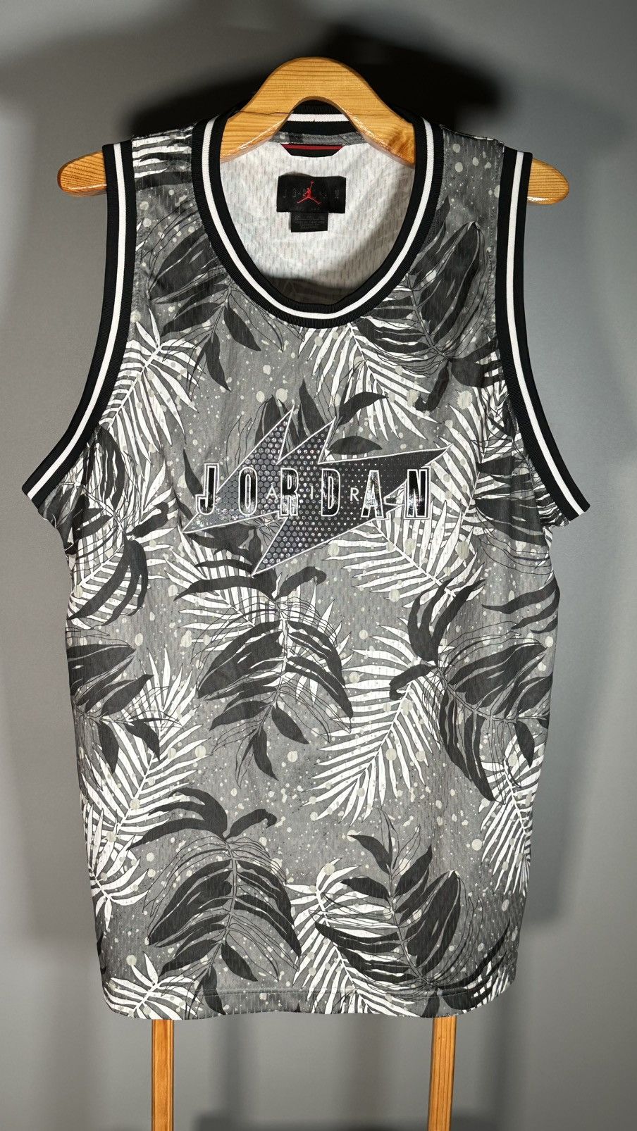 Nike NIKE Air Jordan Wings Floral Basketball Jersey🔥 Size US XXL / EU 58 / 5 - 4 Thumbnail