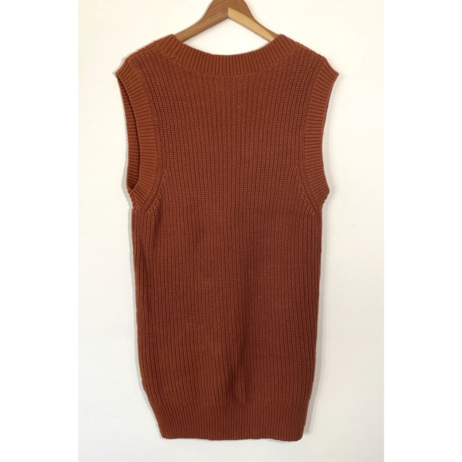 Abercrombie & Fitch VINTAGE Abercrombie & Fitch Women's Knit Sweater Dress V-Neck Sleeveless Sz MT Dress M Rust 90s Preppy Tall Womens Size M / US 6-8 / IT 42-44 - 3 Thumbnail