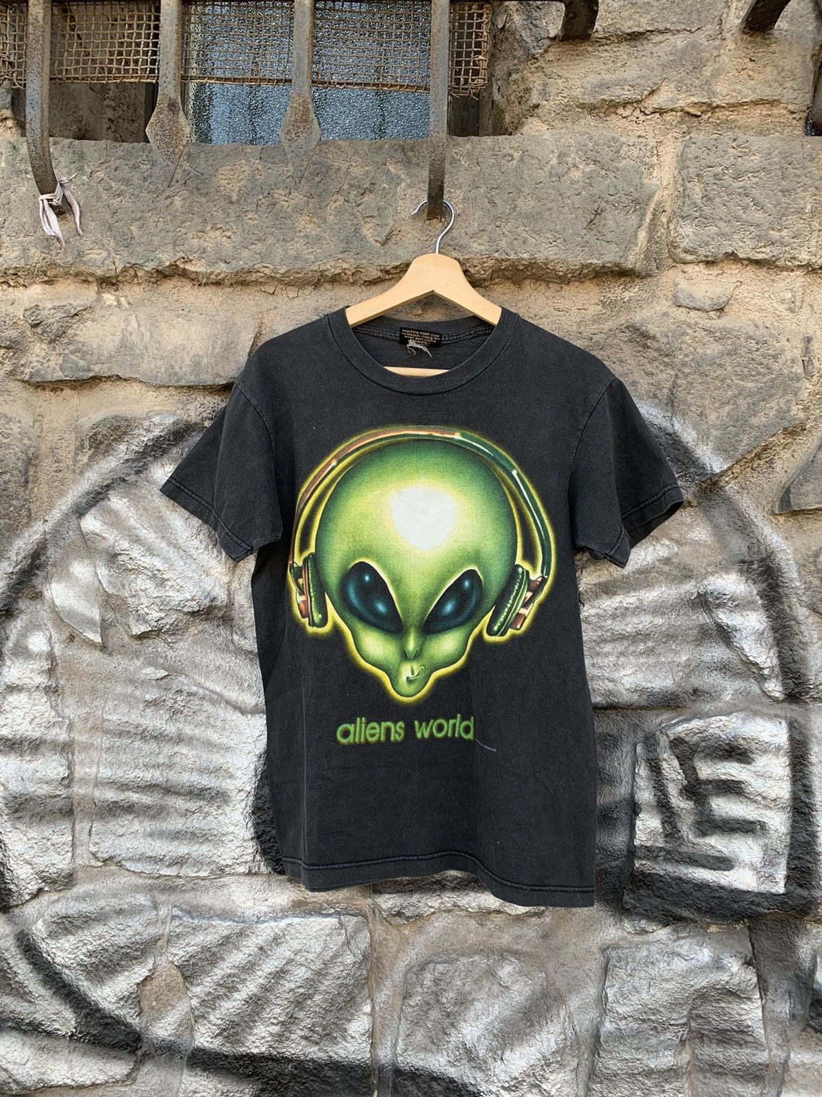 Vintage Alien workshop 1996 Aliens World vintage tee | Grailed