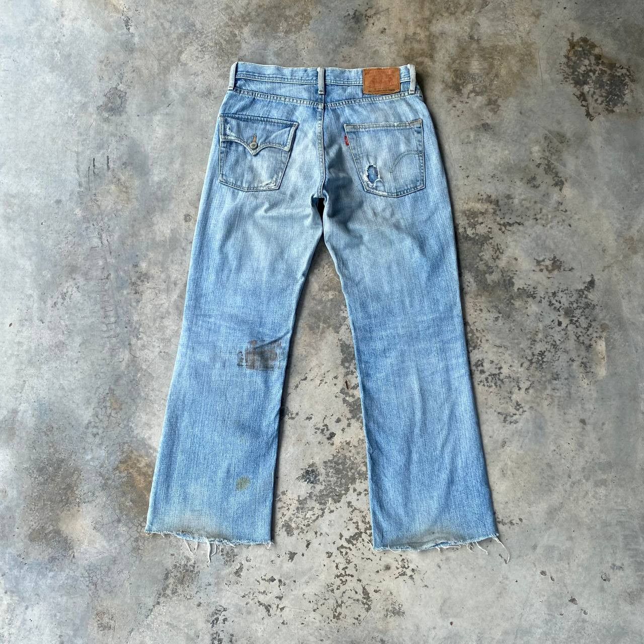 Levi's Vintage Clothing VINTAGE LEVIS 537 FLARED DISTRESSED ANKLE CUT LIGHTWASH Size US 31 - 7 Thumbnail
