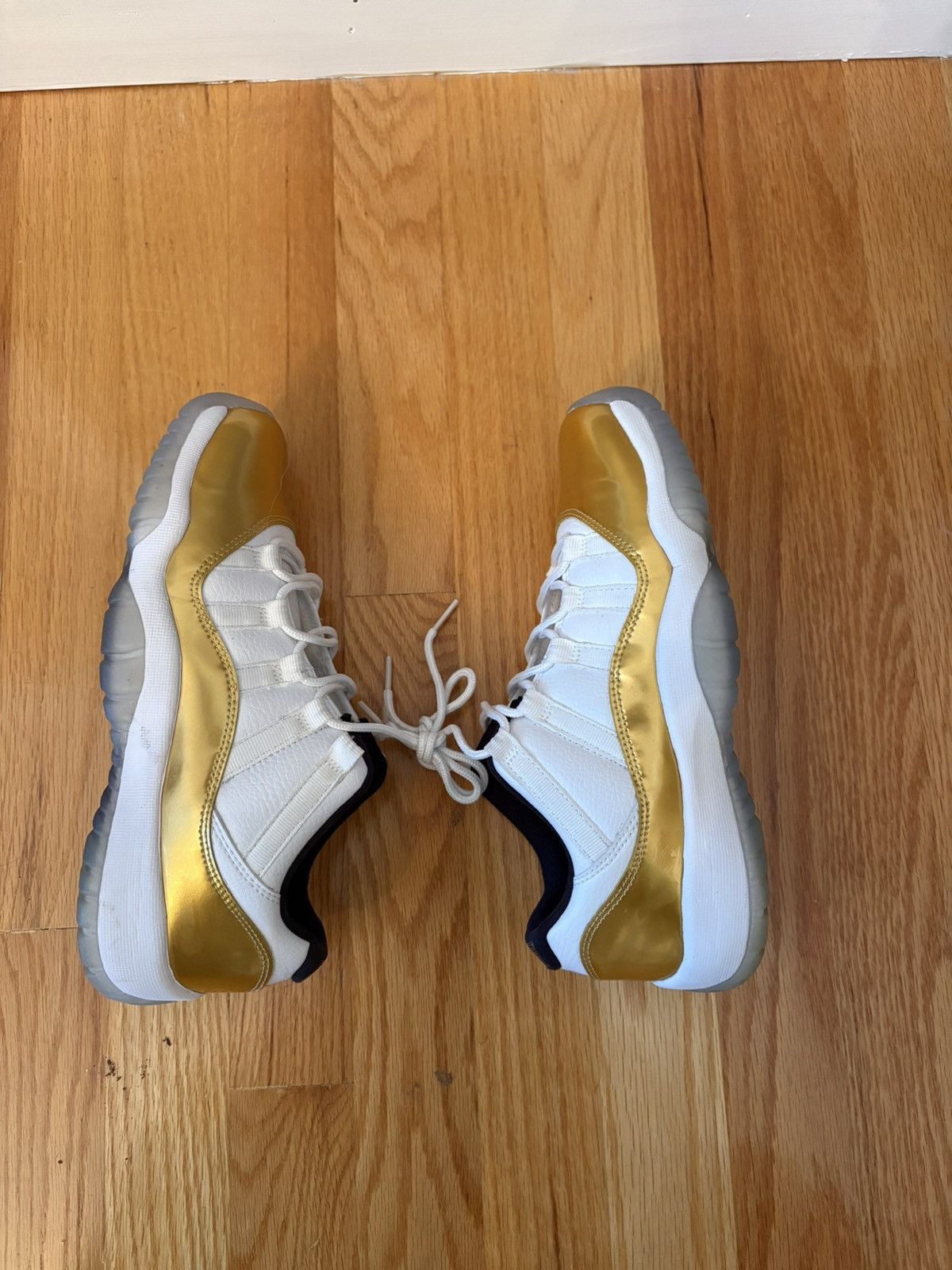 Nike Nike Air Jordan 11 Retro Low GS 528896-103 Size 6.5Y Size US 6.5 / EU 39-40 - 4 Thumbnail