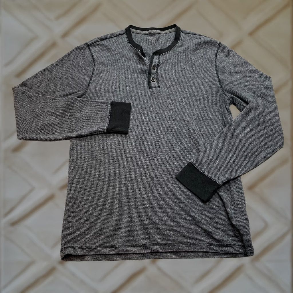 Old Navy Old Navy Mens Long Sleeve T-Shirt Gray Thermal Henley Neck Stretch L Regular Size XS-XL? Size US L / EU 52-54 / 3 - 1 Thumbnail