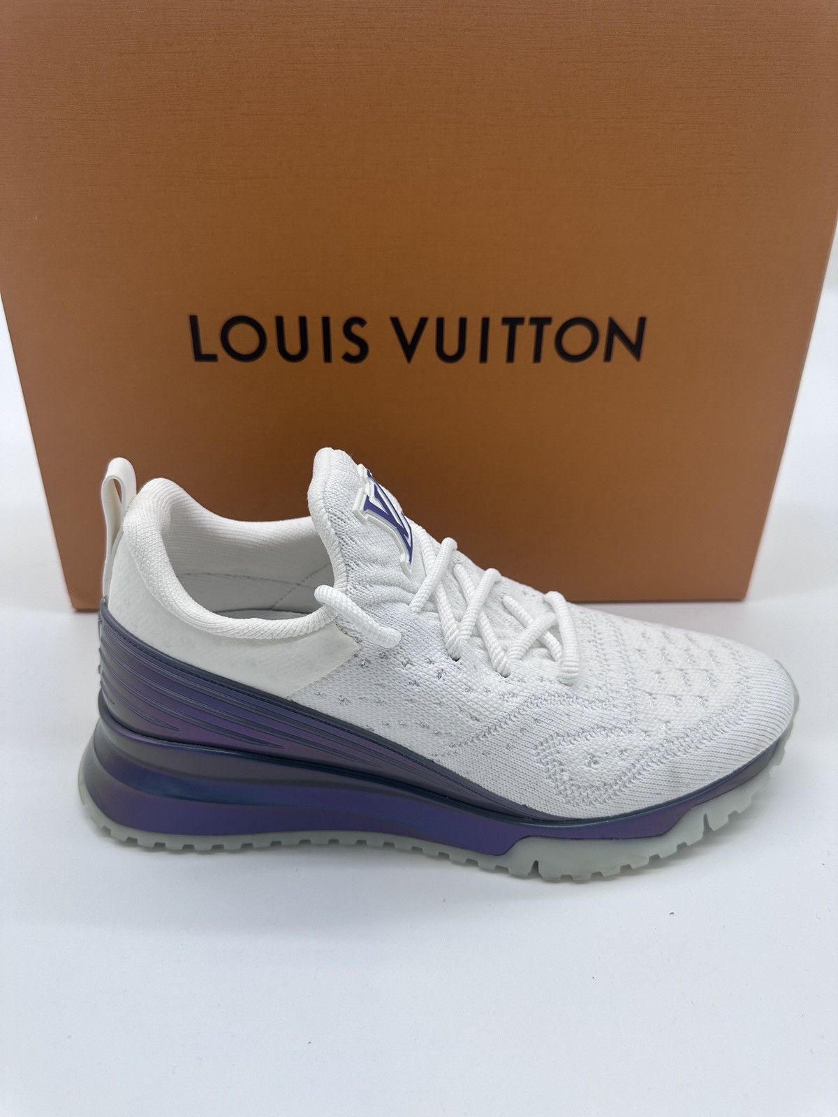 Louis Vuitton Louis Vuitton VNR Sneaker Size 5 Lv 6 USA Unisex Brand New Size US 5 / IT 35 - 1 Thumbnail