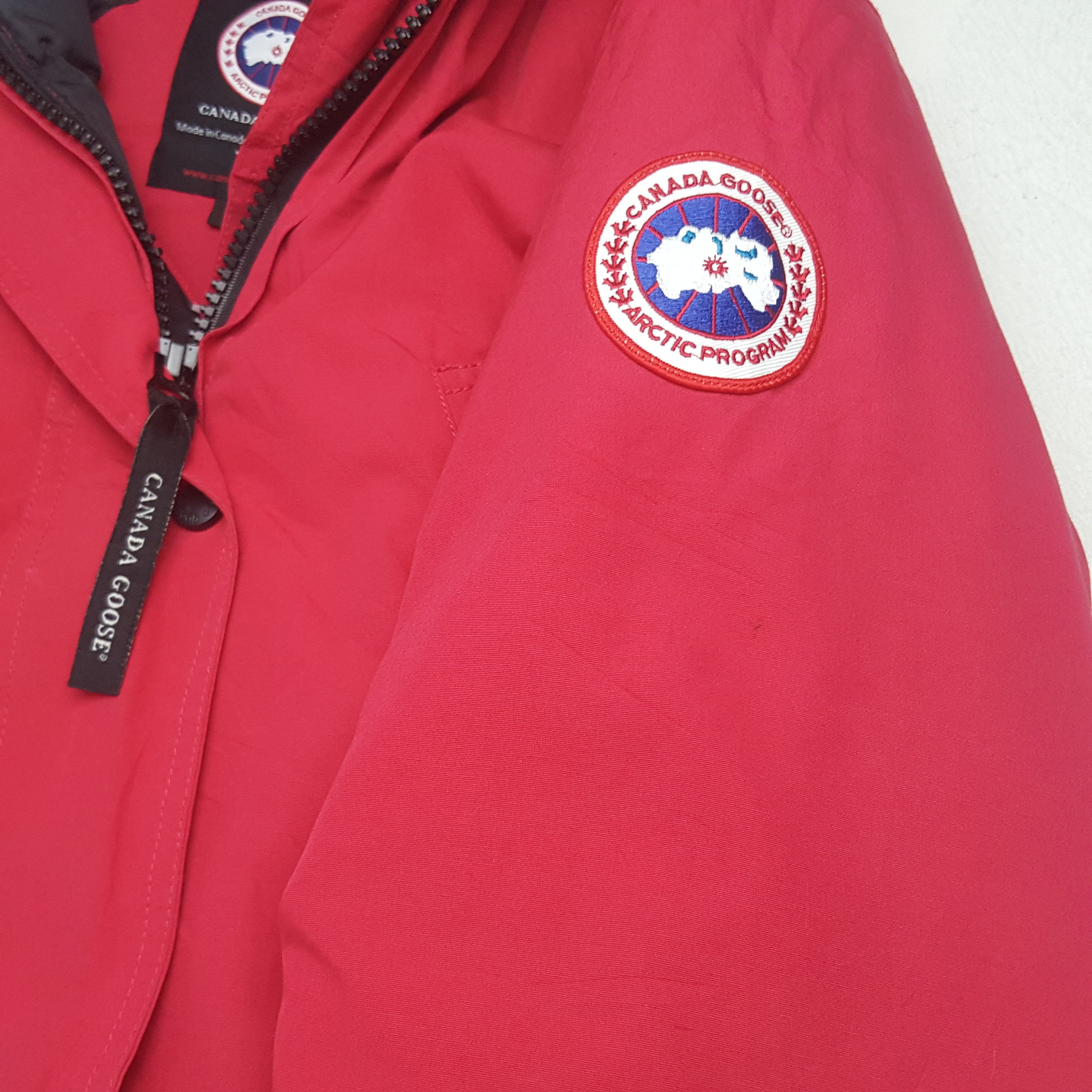 Vintage Vintage Canada Goose Designer Brand Winter Jacket Size US M / EU 48-50 / 2 - 6 Thumbnail