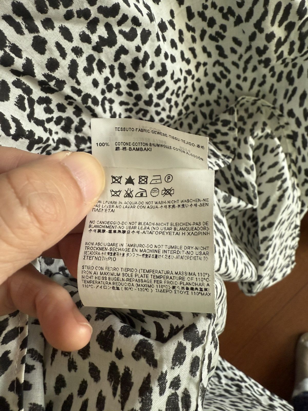 Saint Laurent Paris white Leopard的print the western shirt collar size40 Size US M / EU 48-50 / 2 - 3 Thumbnail