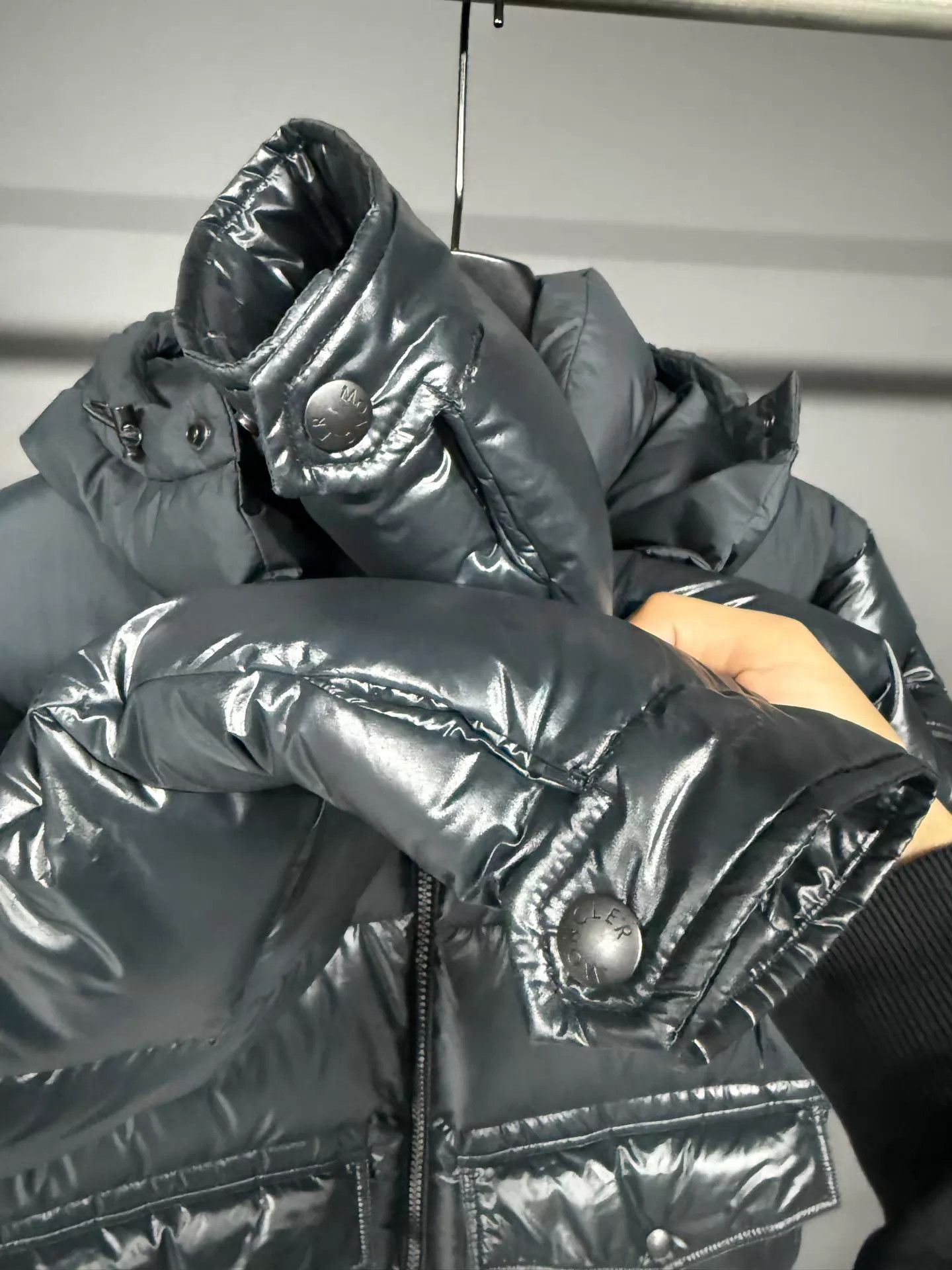 Moncler Moncler Masaya Maya Upgraded Down Jacket, Size 2, 99 New Size XS / US 0-2 / IT 36-38 - 4 Thumbnail
