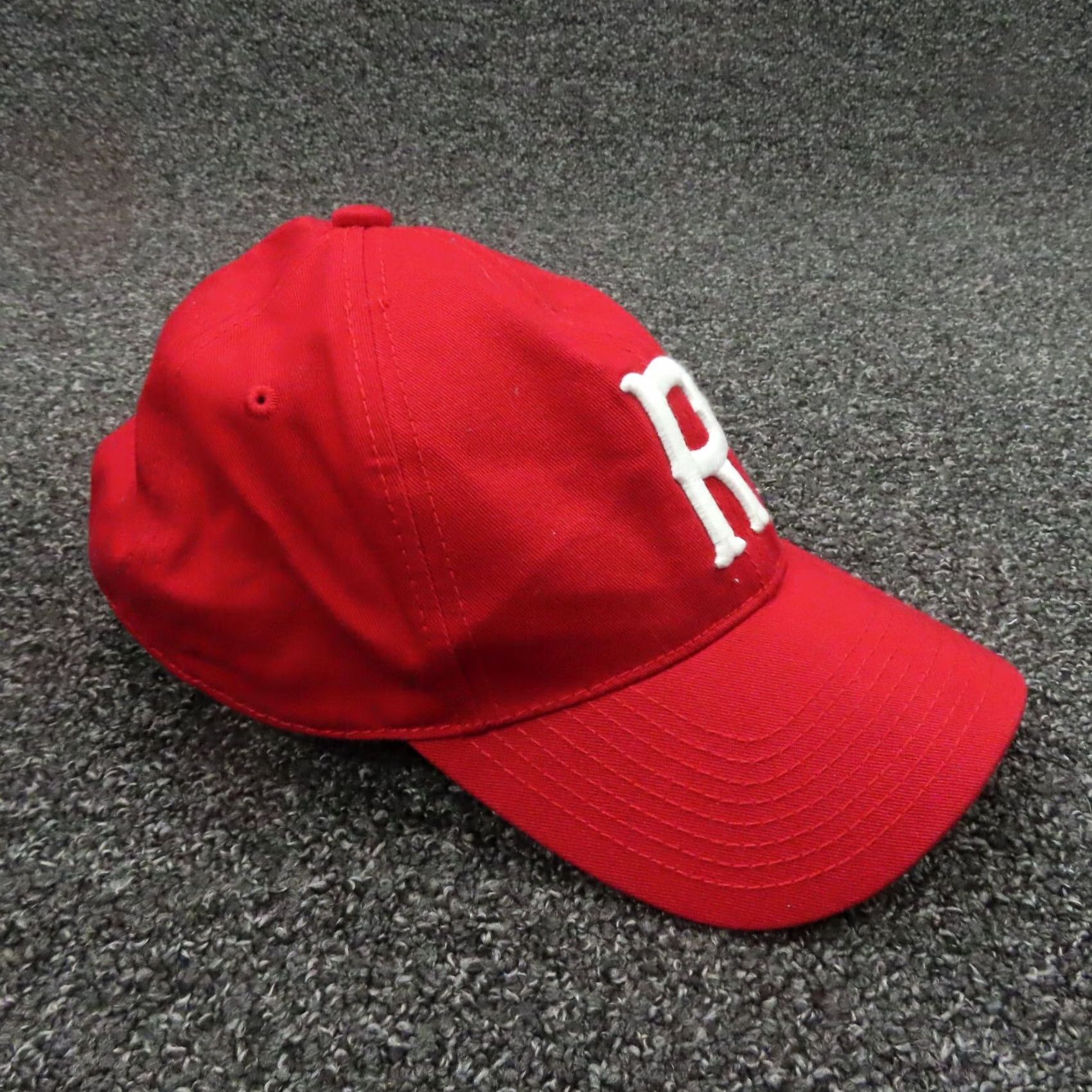 H&M H&M Hat Snap Back Cap Red White Embroidered Logo Casual Mens Size ONE SIZE - 3 Thumbnail