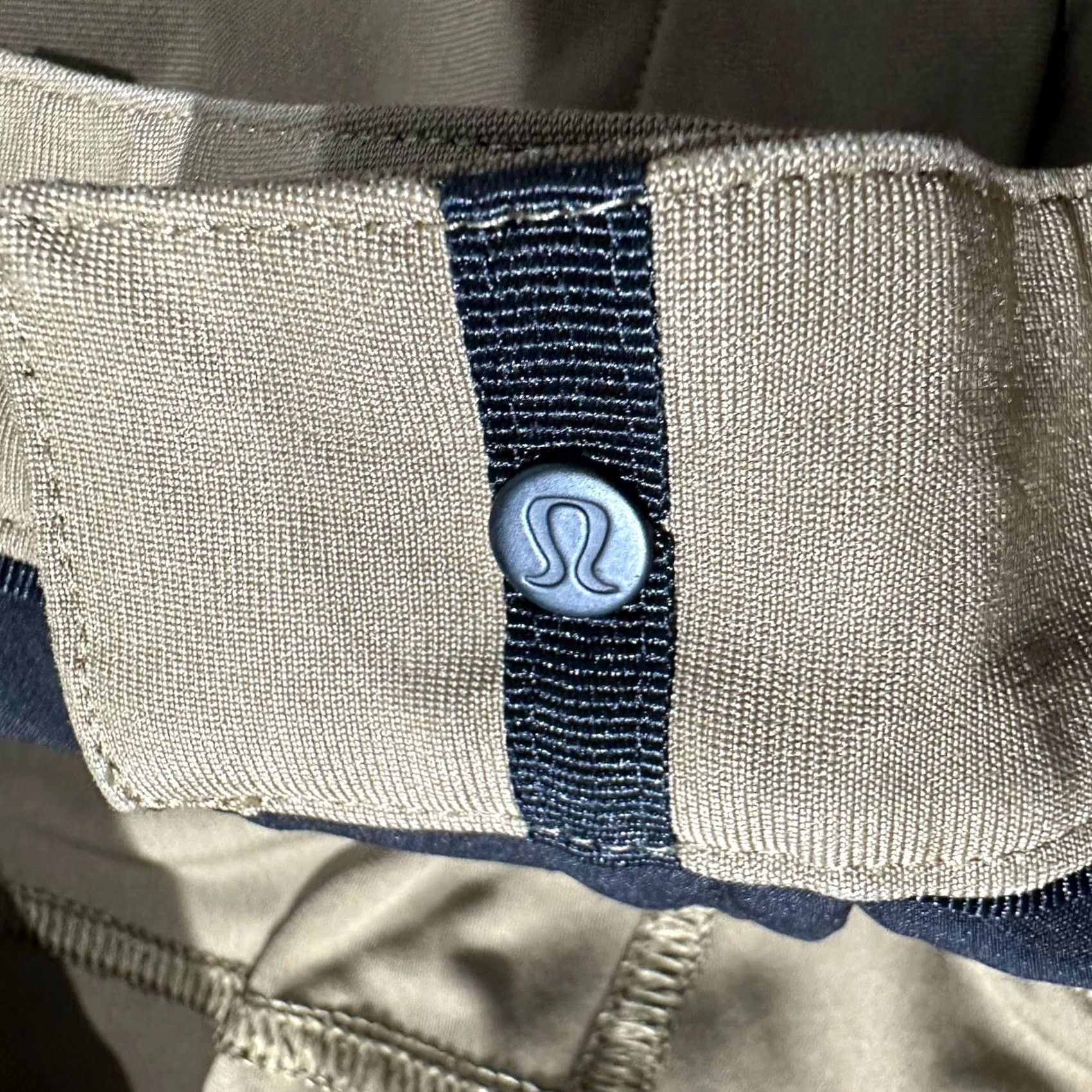 Lululemon Lululemon Pants Mens 33 Beige ABC Slim Fit Pocket 33x26 Tan Warpstreme GUC Size US 33 - 7 Thumbnail