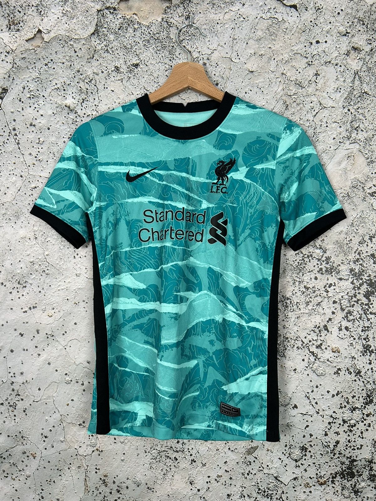 Nike Liverpool FC Nike Soccer Jersey Football Rare Sportswear Size US S / EU 44-46 / 1 - 1 Thumbnail