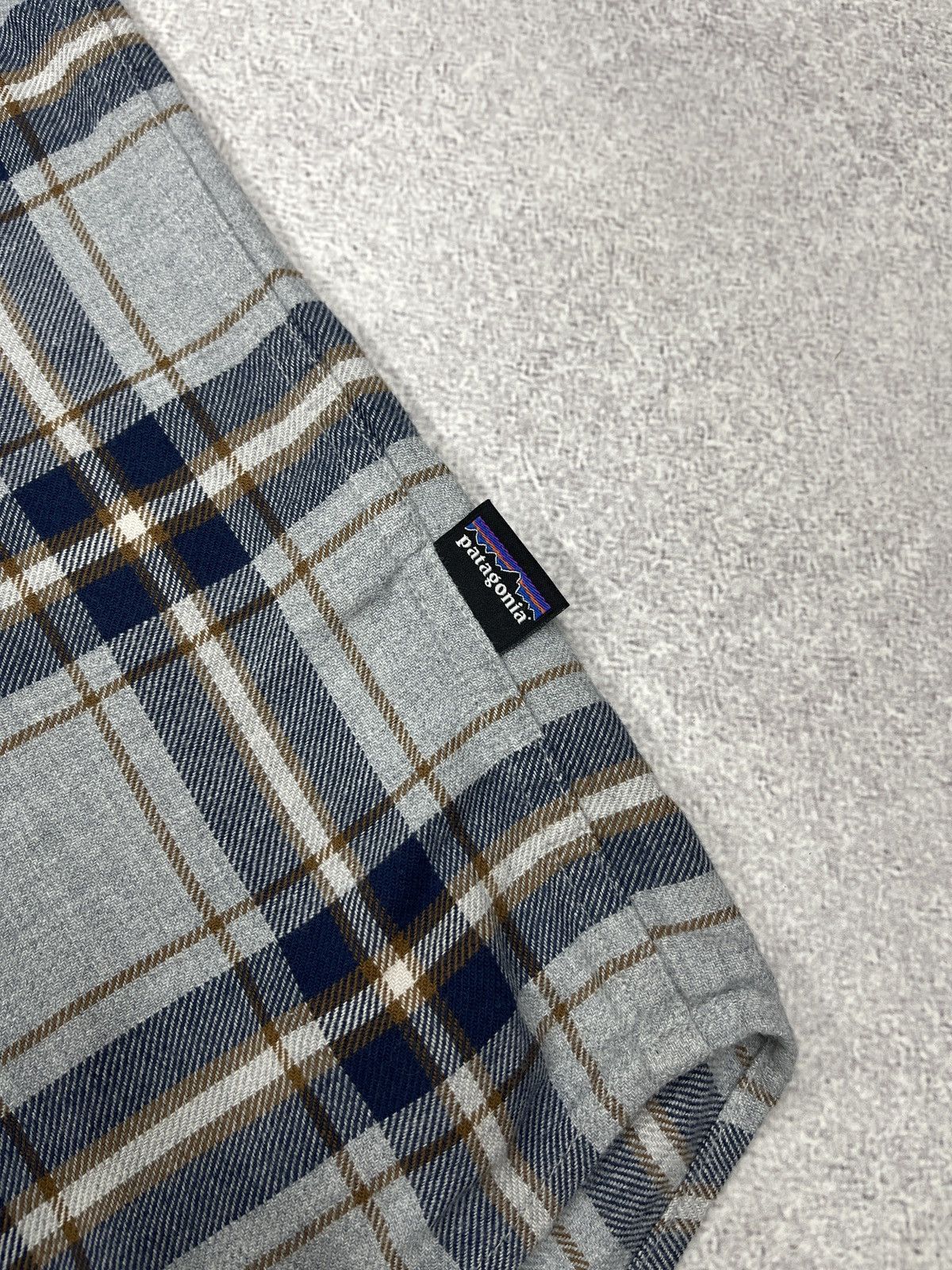 Patagonia Mens Patagonia Fjord Flannel Checked Shirt Outdoor Size XL Size US XL / EU 56 / 4 - 5 Thumbnail