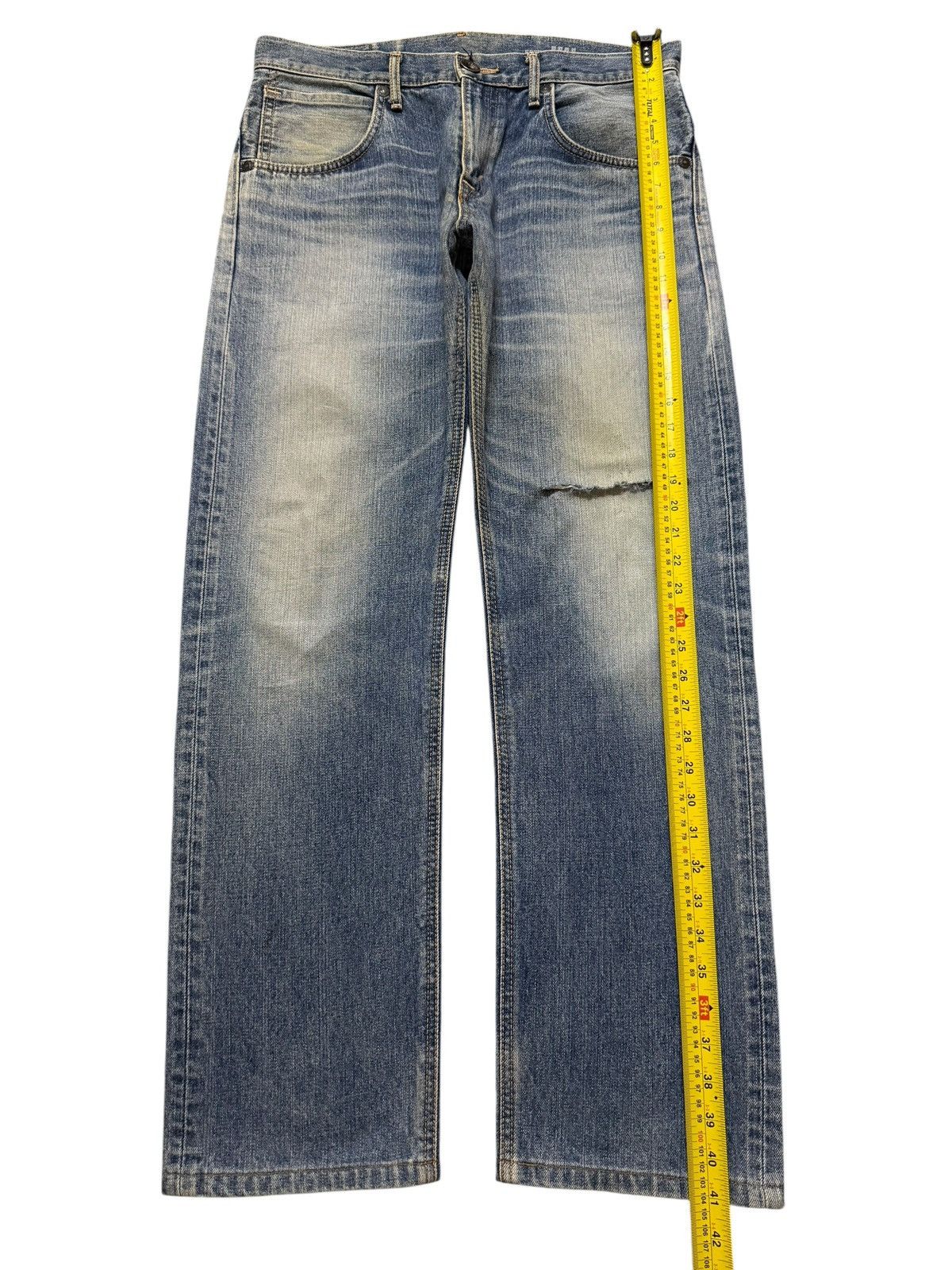 Edwin Vintage 90s Edwin 403 Blue Faded Wash Distress Straight Leg Size US 33 - 9 Thumbnail