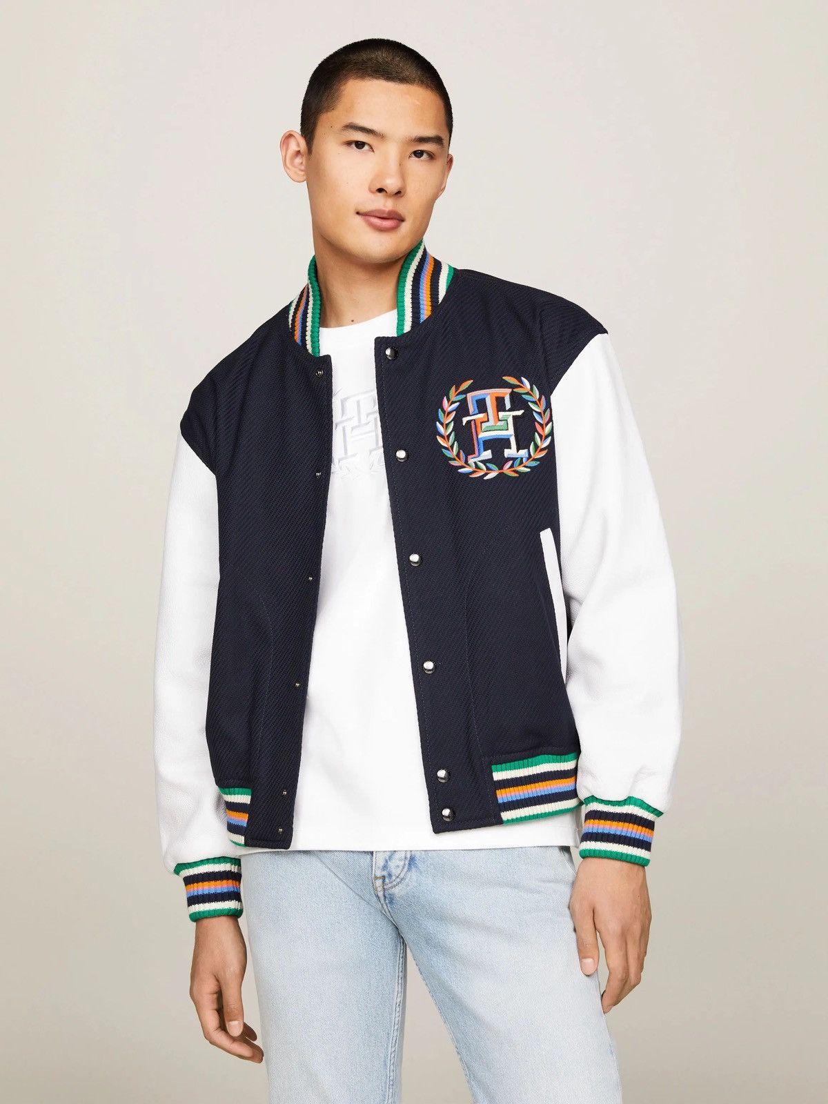 Tommy Hilfiger × Tommy Jeans × Vintage Vintage Tommy (Hilfiger) Varsity Jacket Leather Sleeves Size US L / EU 52-54 / 3 - 1 Thumbnail
