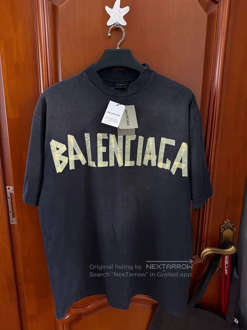 Balenciaga Balenciaga Tape Short Sleeve T-shirt S. Size US S / EU 44-46 / 1 - 1 Thumbnail