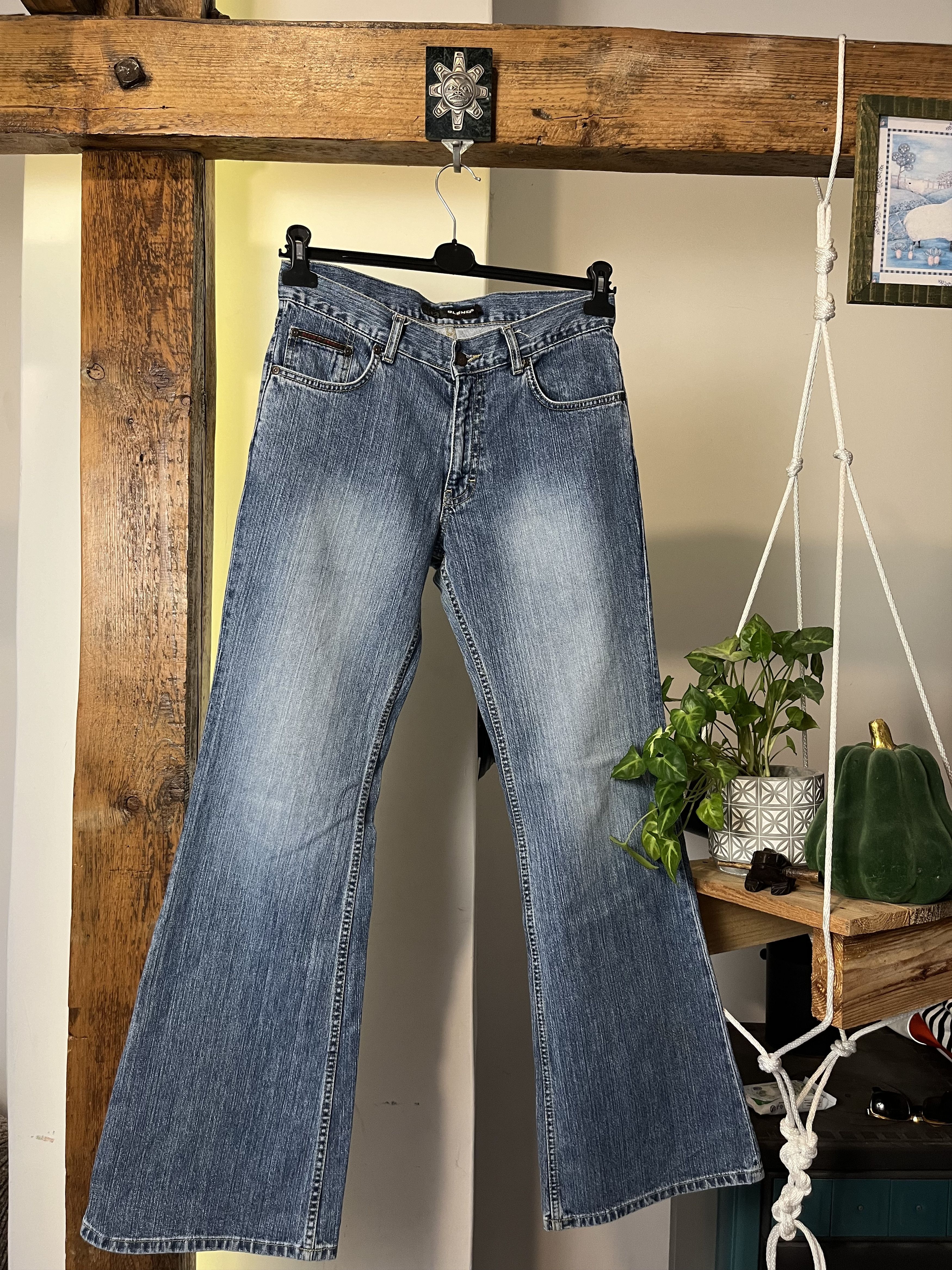 Japanese Brand × Vintage Vintage y2k Flared Washed Denim Jeans Dzwony Size US 31 - 1 Thumbnail