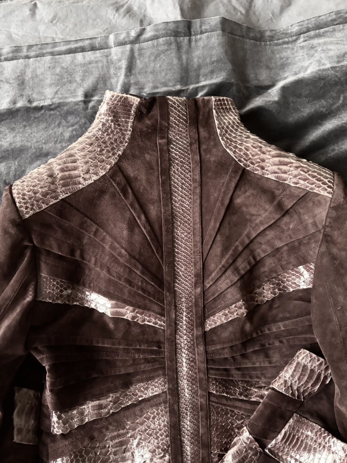 Gucci Gucci by Tom Ford FW04 python leather suede blazer Size M / US 6-8 / IT 42-44 - 11 Thumbnail