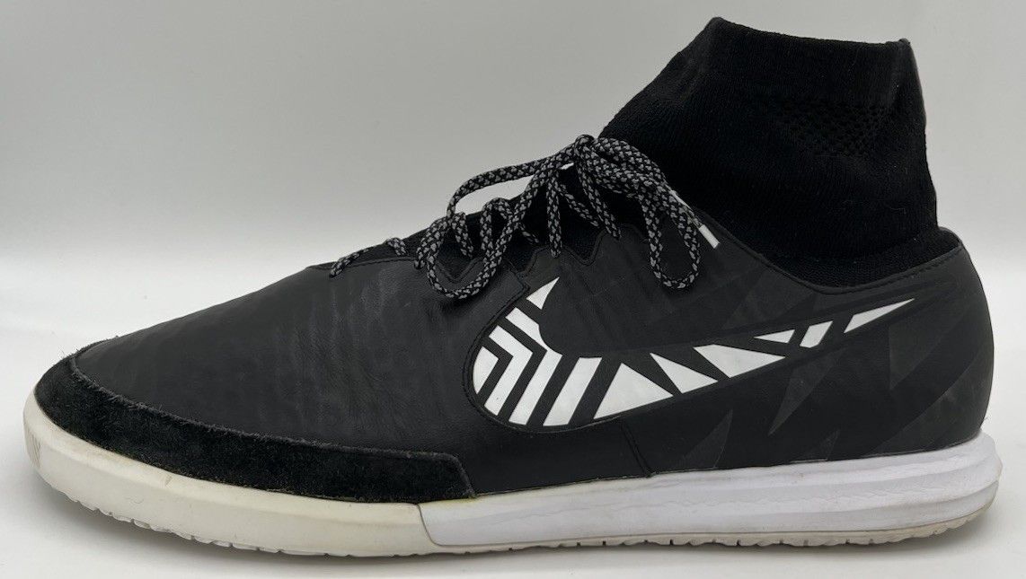 Nike Nike MagistaX Proximo Street IC Indoor Soccer Futsal Size 12 Size US 12 / EU 45 - 5 Thumbnail