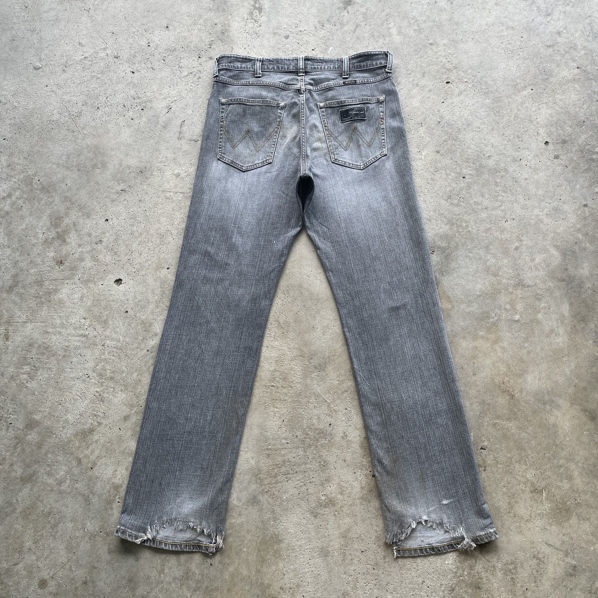Wrangler W33 Vintage Wrangler Jean Distressed Faded Black Pants Denim Size US 33 - 2 Thumbnail