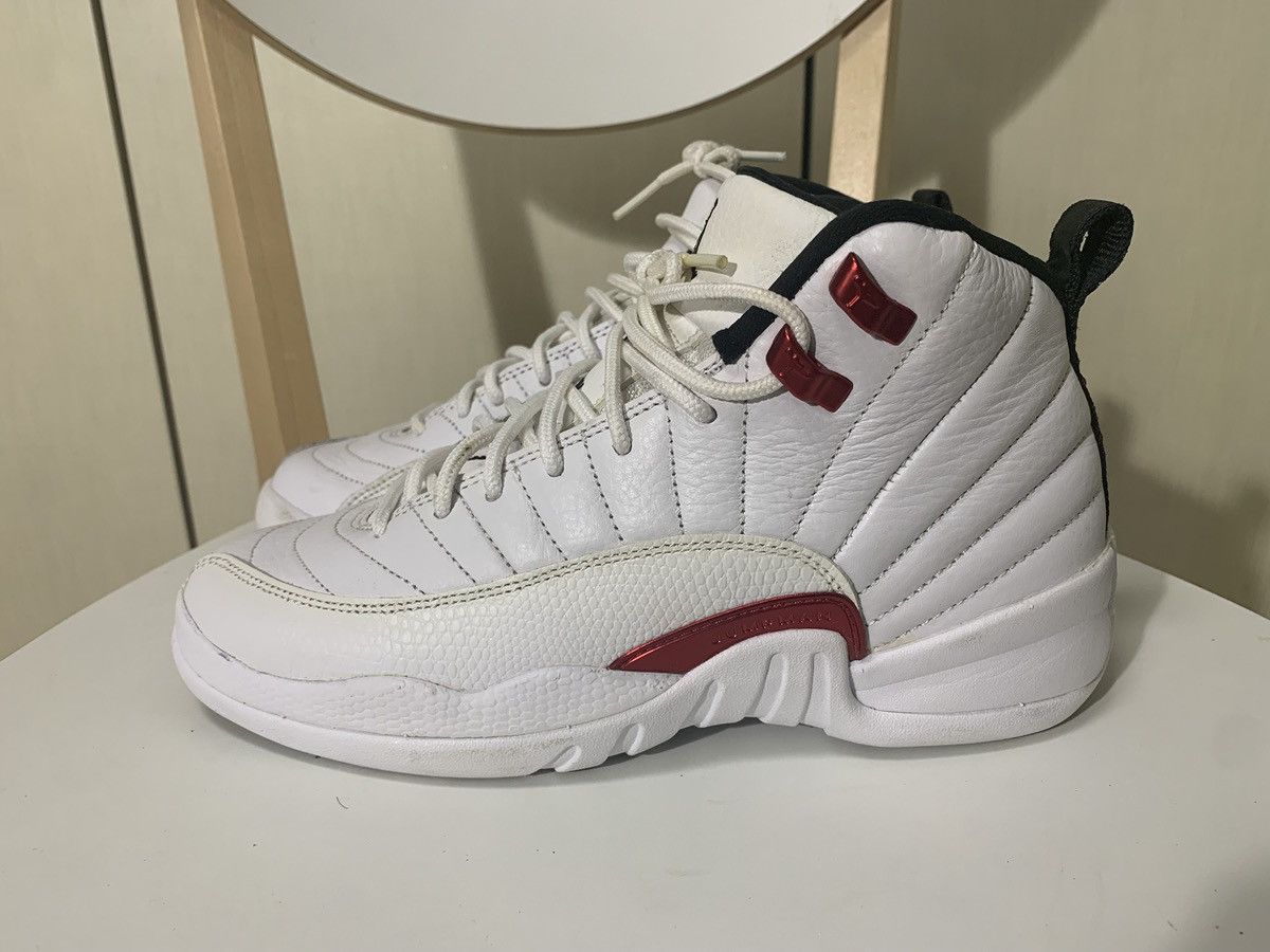 Nike Nike Air Jordan 12 Retro Twist White Red Size 5.5 Size US 5.5 / EU 38 - 4 Thumbnail