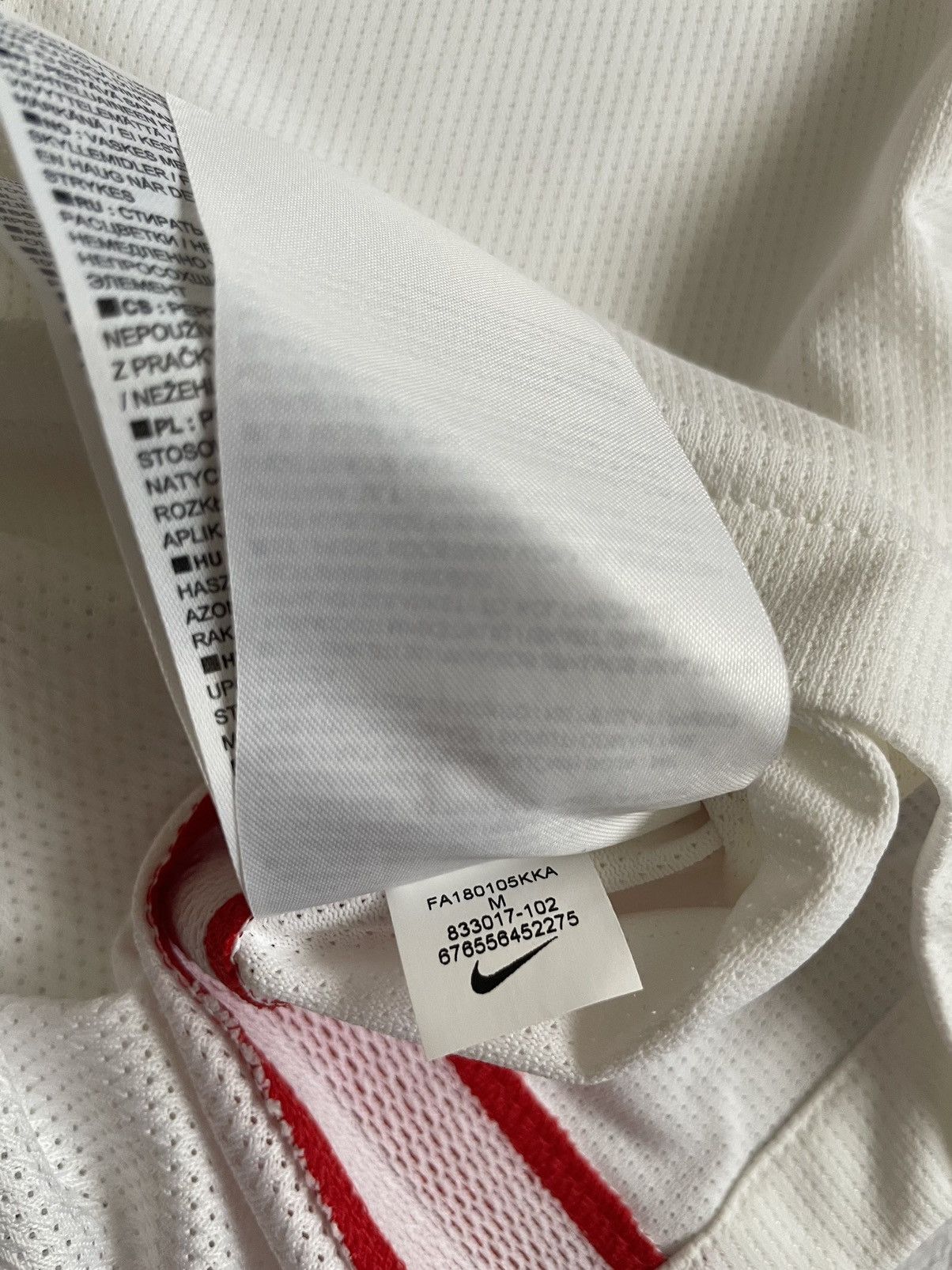 Nike Nike Sevilla 2018/2019 Home Football Soccer Jersey Size US M / EU 48-50 / 2 - 11 Thumbnail