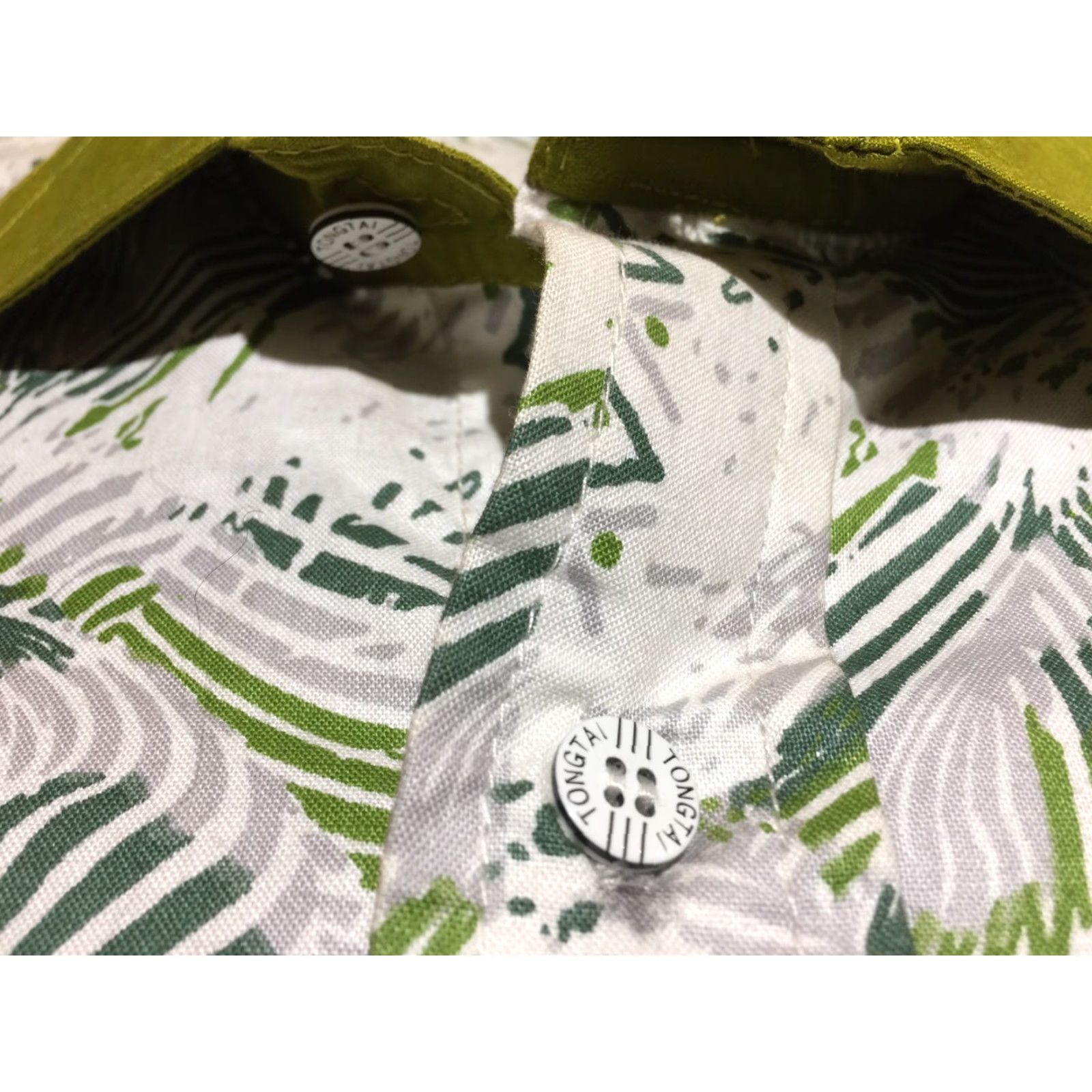 Vintage VINTAGE Unbranded Men's Button-Up Shirt XL Green Floral Short Sleeve Cotton Adult Size US XL / EU 56 / 4 - 7 Thumbnail