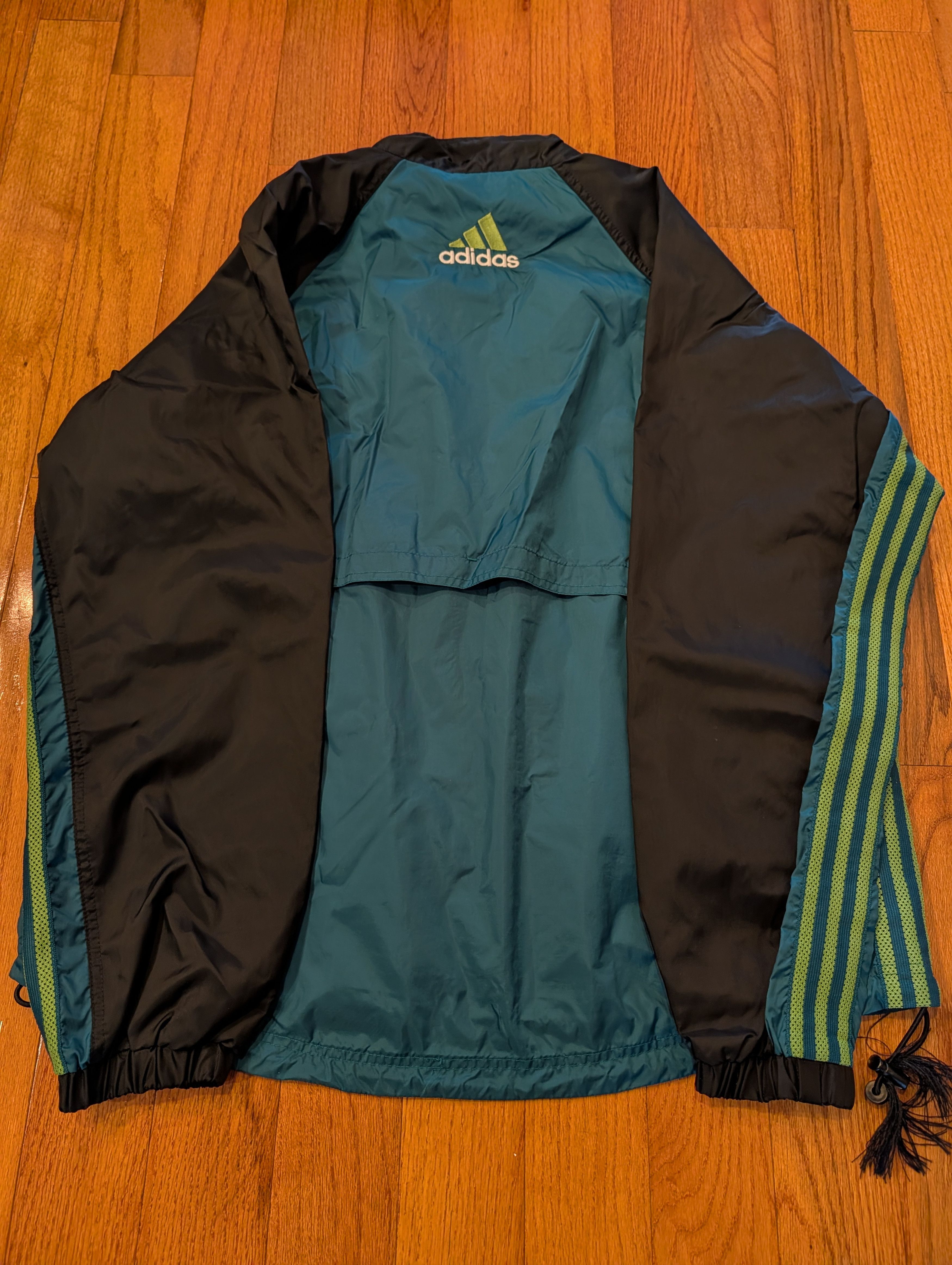 Adidas Vintage 90s Adidas Jacket Windbreaker Three-Striped Hooded Size US L / EU 52-54 / 3 - 5 Thumbnail