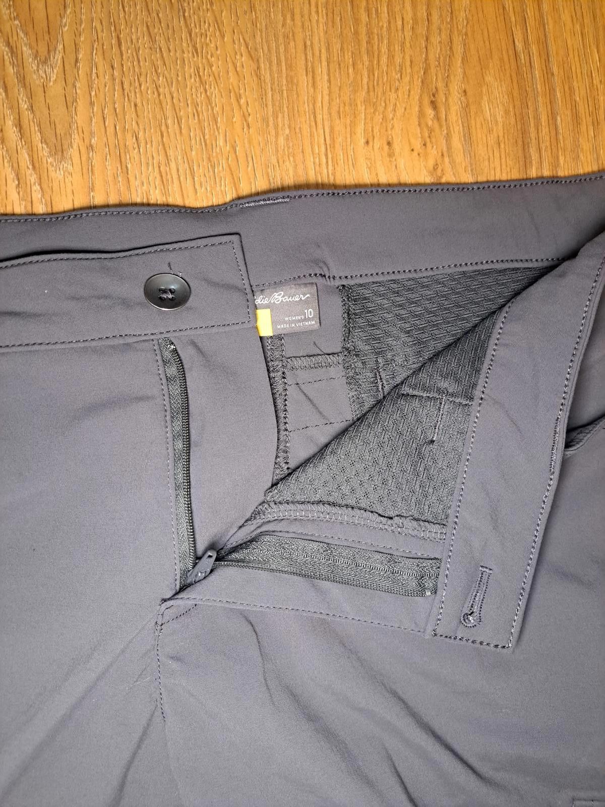 Eddie Bauer Eddie Bauer Cargo Capri Pants Womens 10 Gray Nylon Blend Size 32" / US 10 / IT 46 - 5 Thumbnail