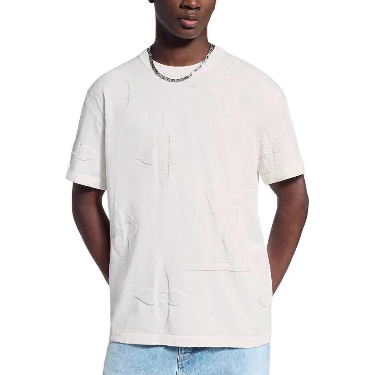 Louis Vuitton LV 26 Holiday Monogram Big Logo White Knit Tee M Size US M / EU 48-50 / 2 - 6 Thumbnail