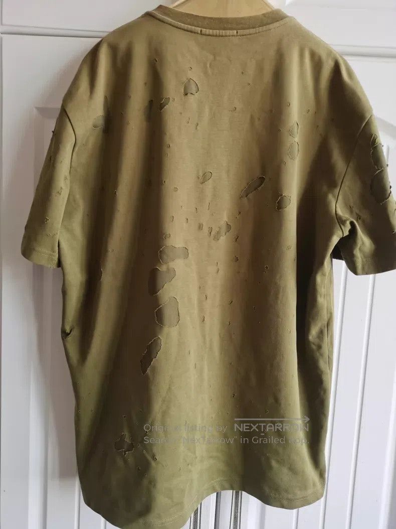 Givenchy Givenchy Distressed Look T-Shirt Size US L / EU 52-54 / 3 - 7 Thumbnail