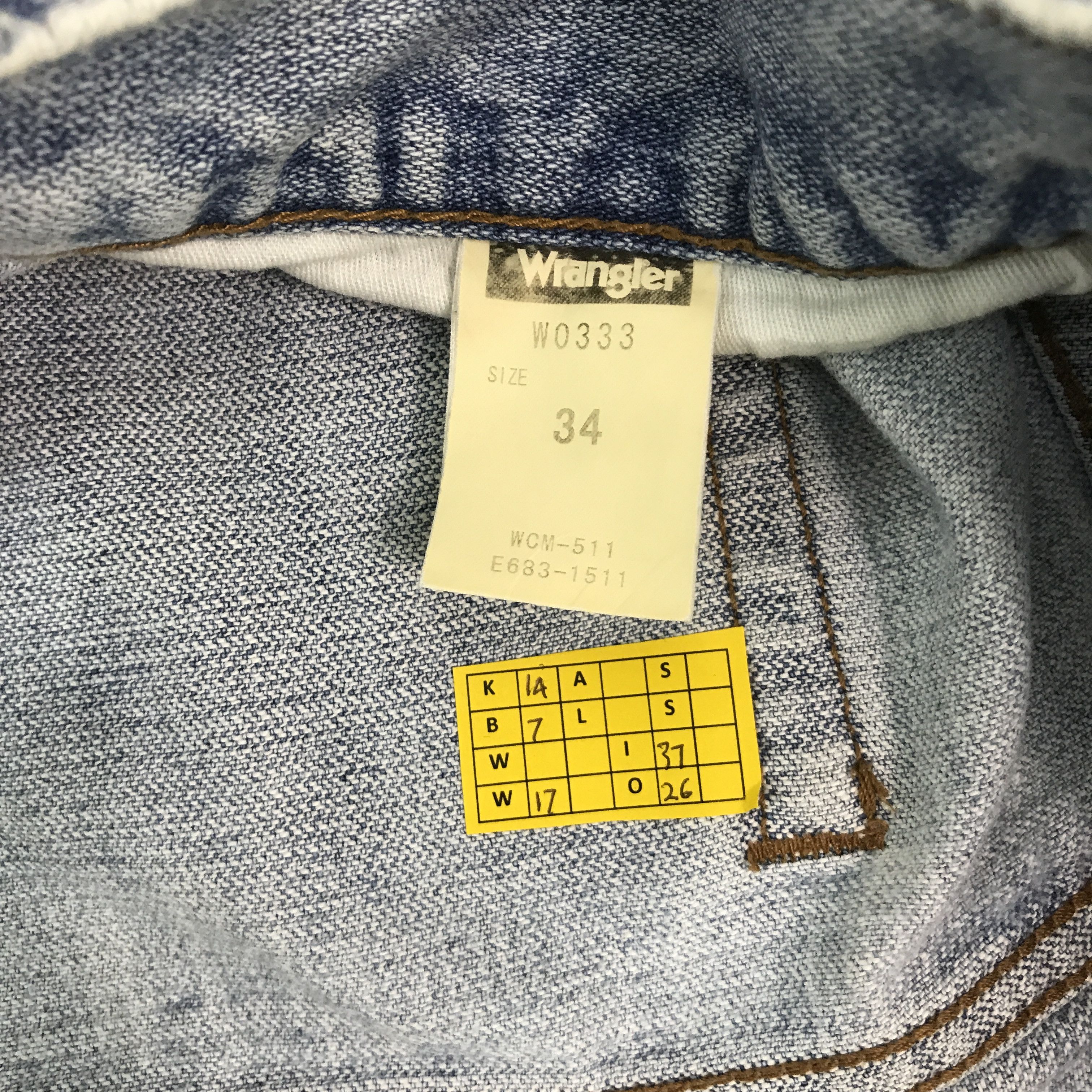 Wrangler wrangler baggy light wash jeans denim pants Size US 32 / EU 48 - 14 Thumbnail