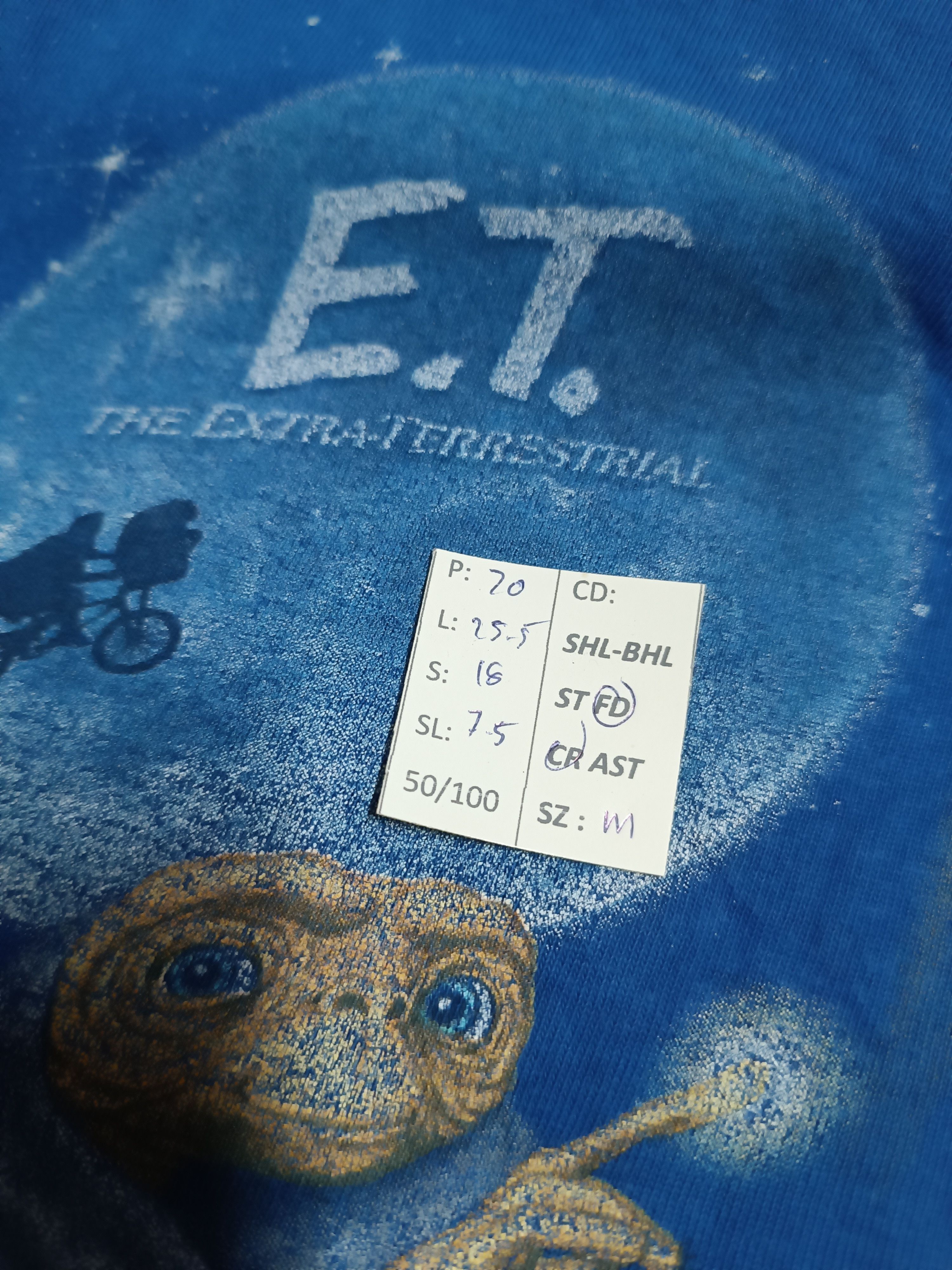 Universal Studios THRASHED FADED VINTAGE 90'S E.T. EXTRA TERRESTRIAL ALIEN Size US M / EU 48-50 / 2 - 21 Thumbnail