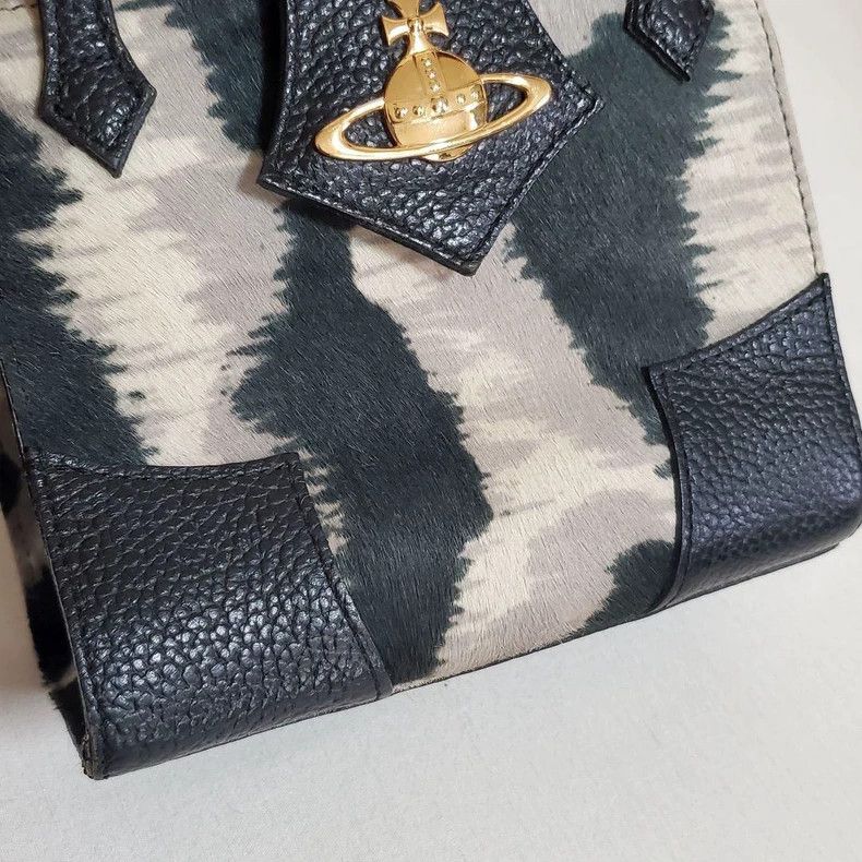 Vivienne Westwood Vivienne Westwood Black and white leopard print horsehair Size ONE SIZE - 5 Thumbnail