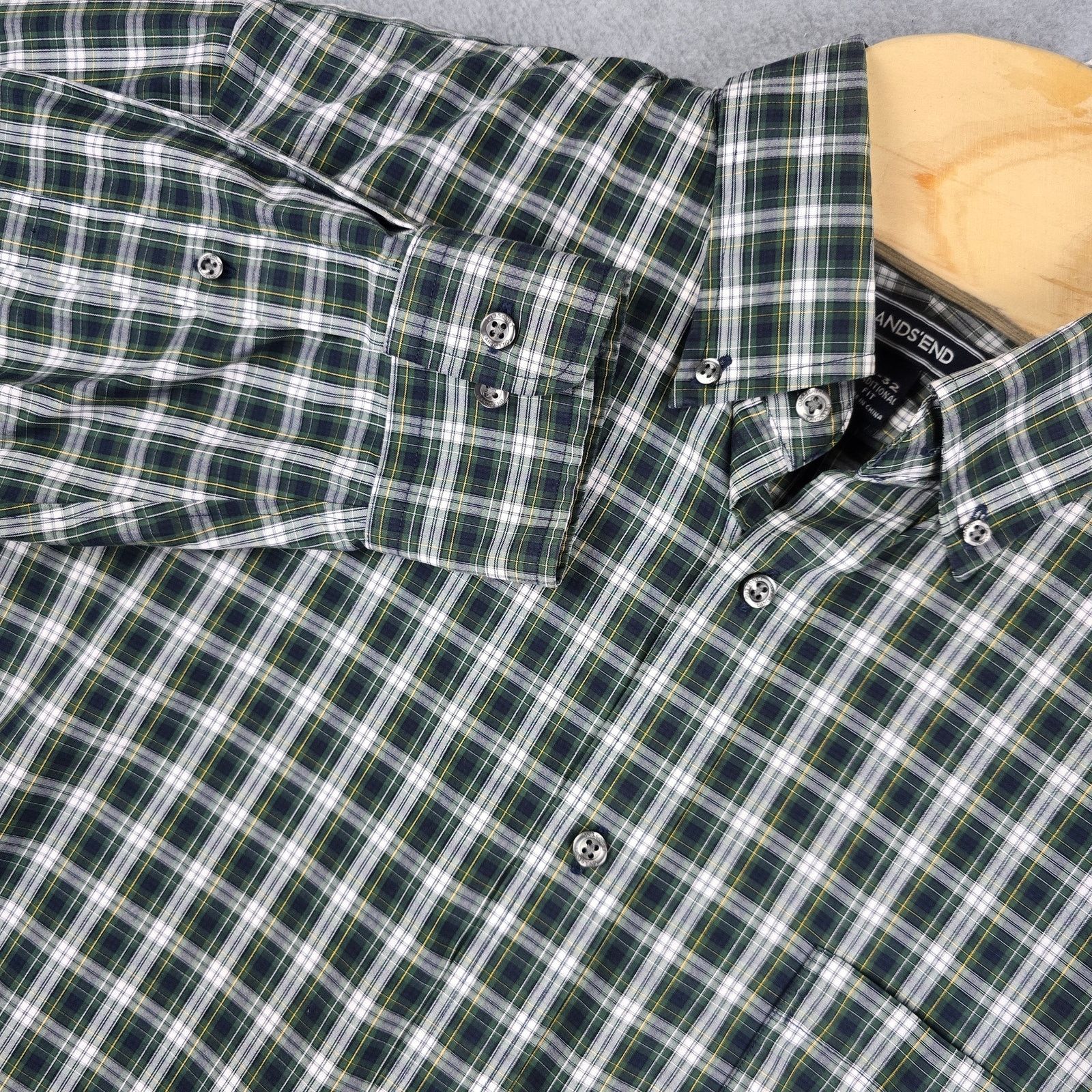 Lands' End Lands' End 16-32 Men Long Sleeve Checkered Button Down Shirt Size US L / EU 52-54 / 3 - 1 Thumbnail