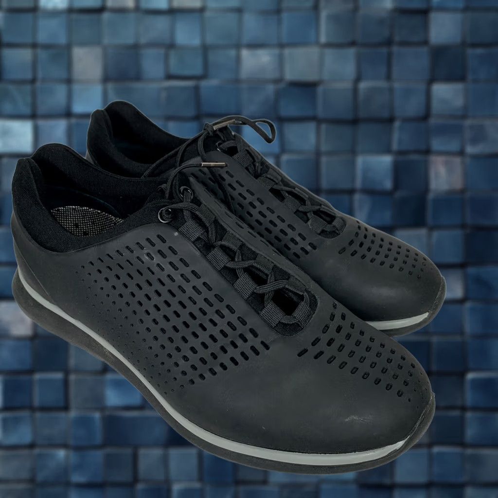 Ermenegildo Zegna Zegna Sneakers Men 7 Black Low Top Perforated Rubber Sole Casual Athletic Leather Upper Rubber Outsole Mens Shoes Size US M / EU 48-50 / 2 - 1 Thumbnail