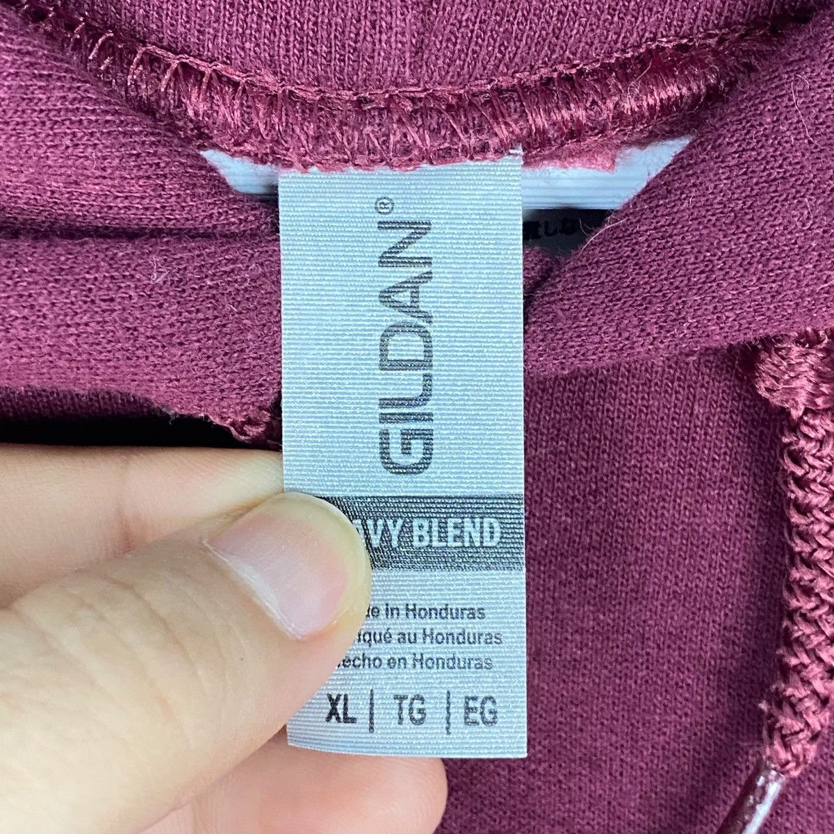 Other Vintage Gildan Heavy Hoodie Sweater Red Pullover Size XL Size US L / EU 52-54 / 3 - 5 Thumbnail