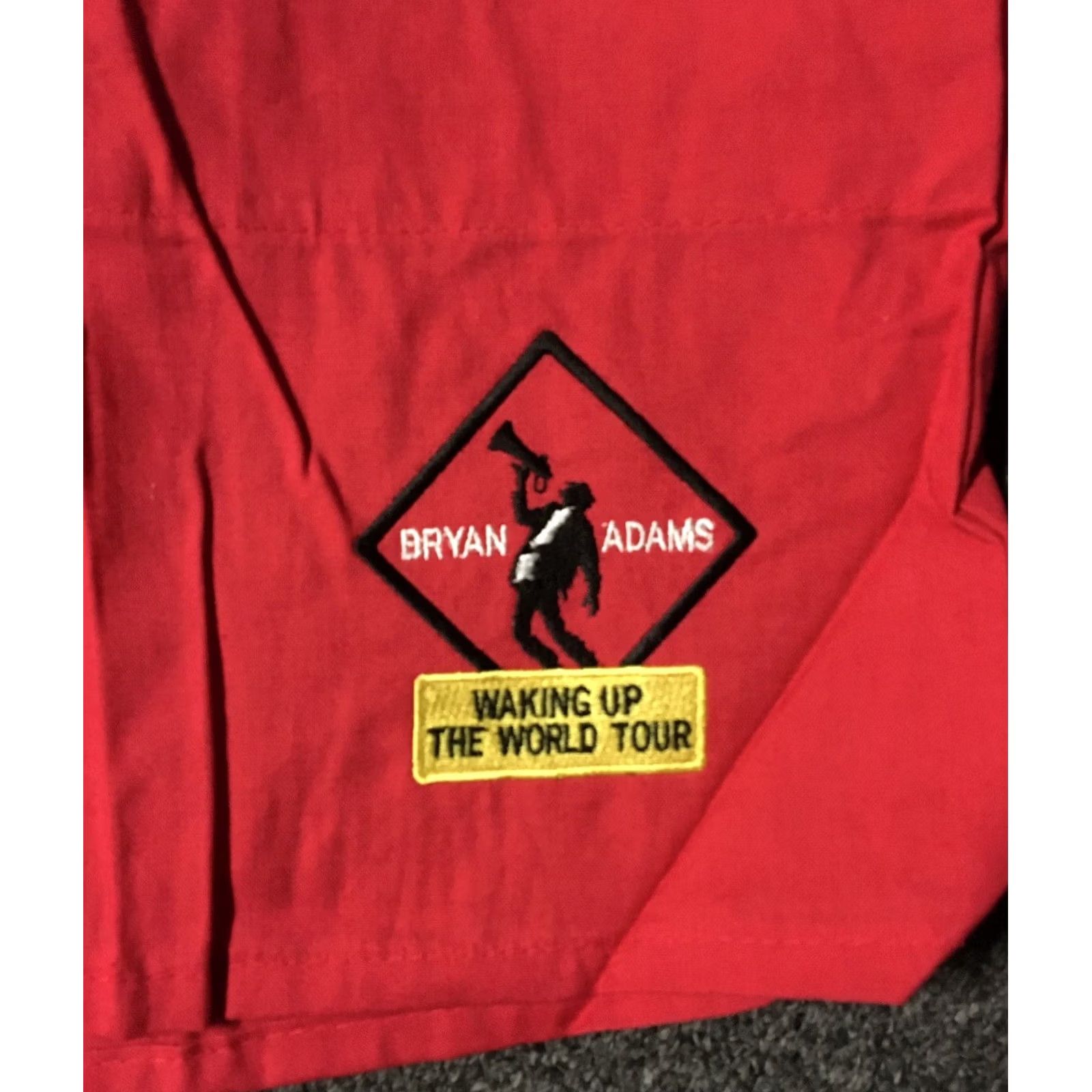Vintage VINTAGE Bryan Adams Waking Up The World Tour Shorts S USA Rock Concert Bon Jovi Mens L Red 90s USA Rock Vintage Shorts Size US 33 - 2 Thumbnail