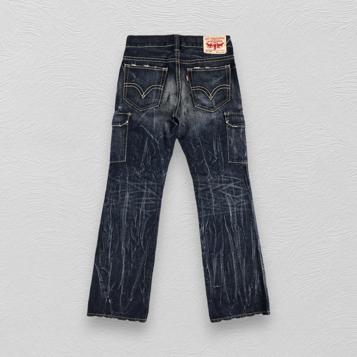 Levi's Vintage Levis 708 Cargo Jeans Multi Pocket Denim KJ827 Size US 32 / EU 48 - 2 Thumbnail