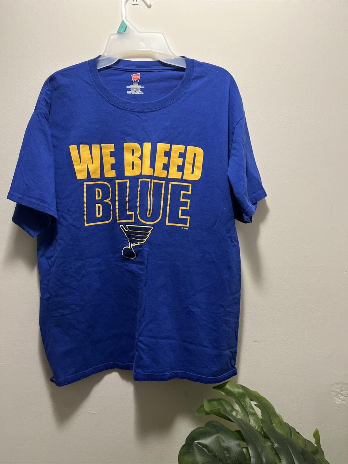 Hanes St. Louis Blues We Bleed Blue T-Shirt NHL Hockey Shirt Large Size ONE SIZE - 1 Thumbnail