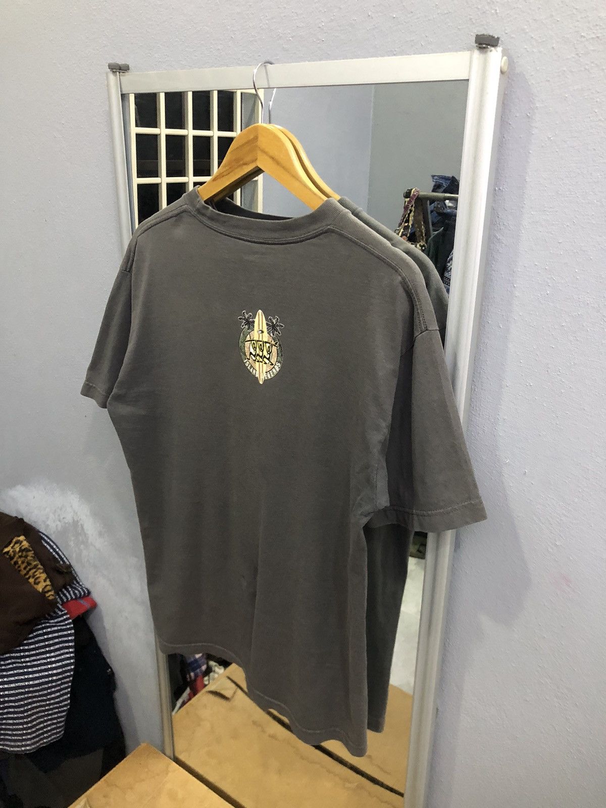 Vintage Vintage “Island Legends” Hawaii Surf Tee Size US S / EU 44-46 / 1 - 8 Thumbnail