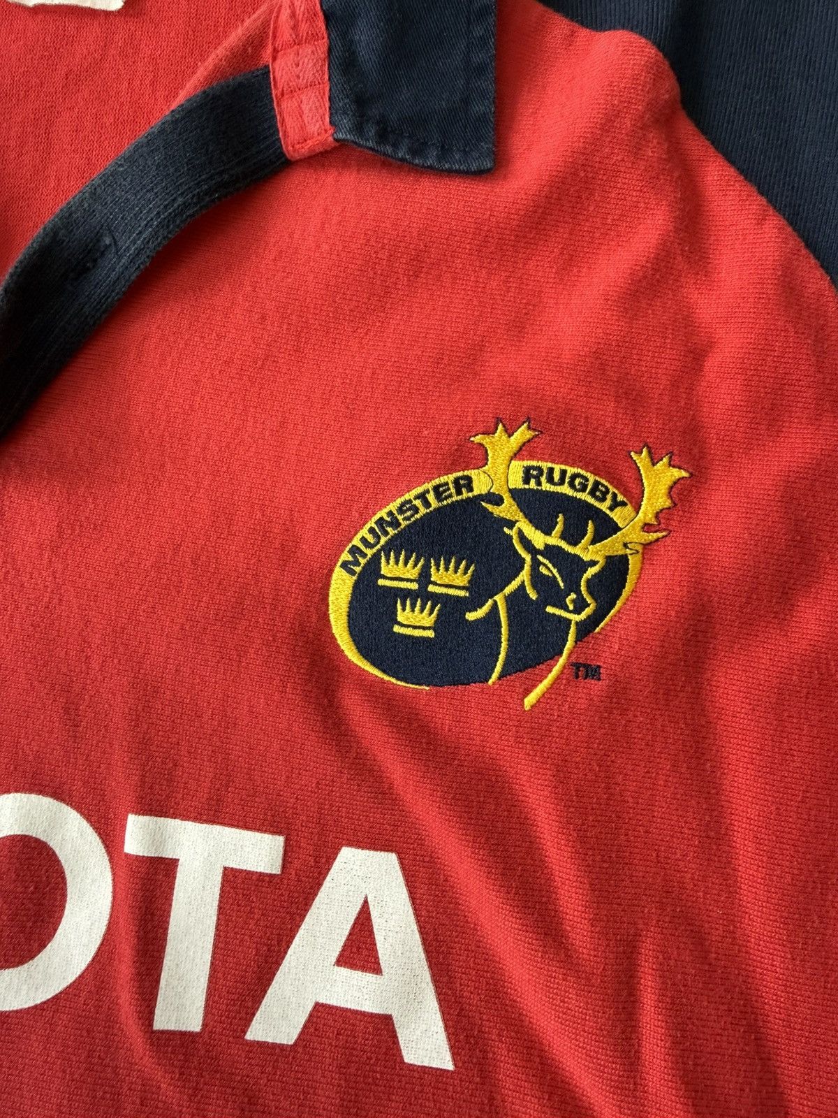 Canterbury of New Zealand Munster Rugby home jersey from the 2004/05 season Size US XXL / EU 58 / 5 - 5 Thumbnail