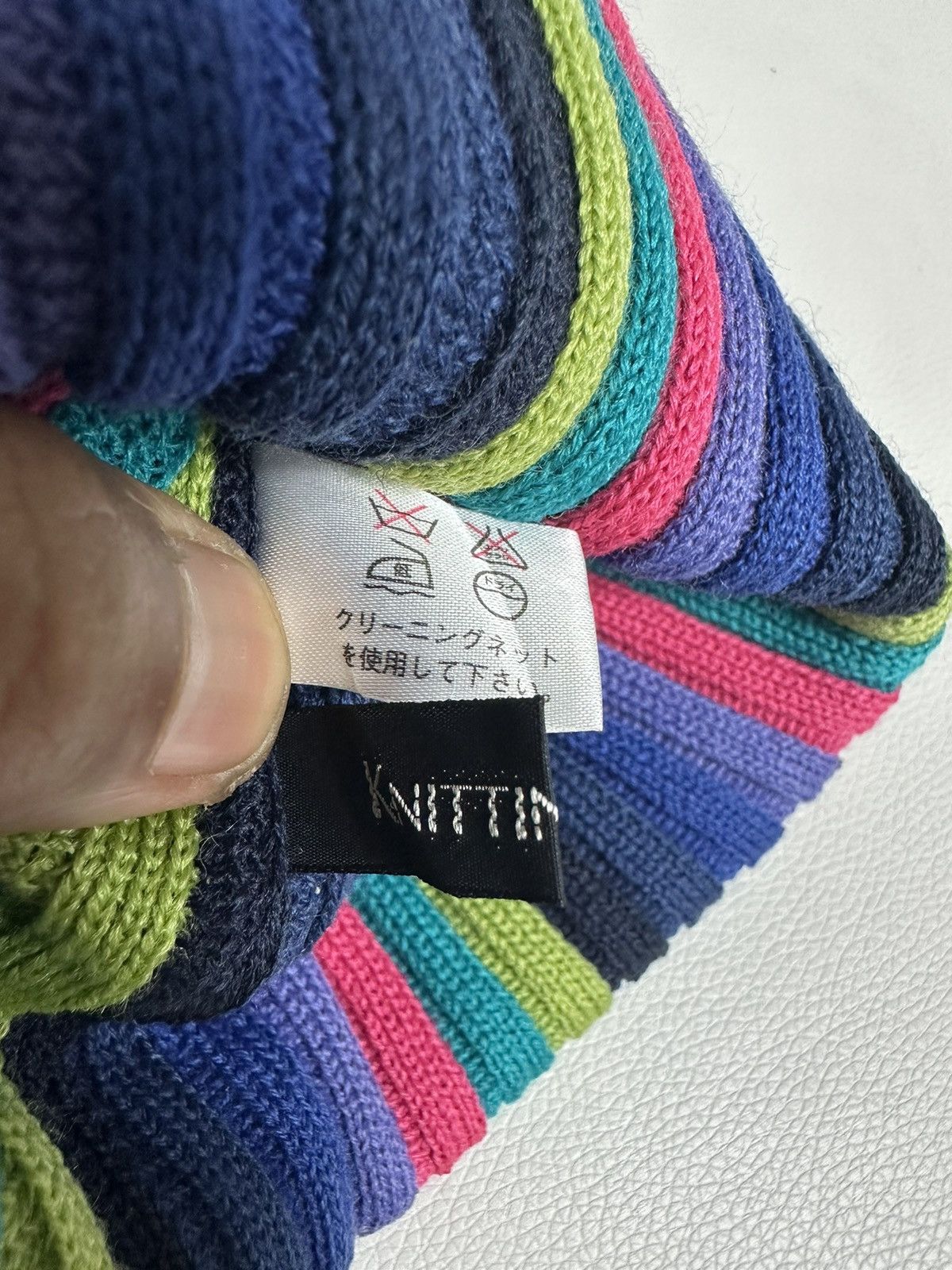 Other Knitting Inn Japanese Multi colour Knitted beanie Hats Size ONE SIZE - 7 Thumbnail