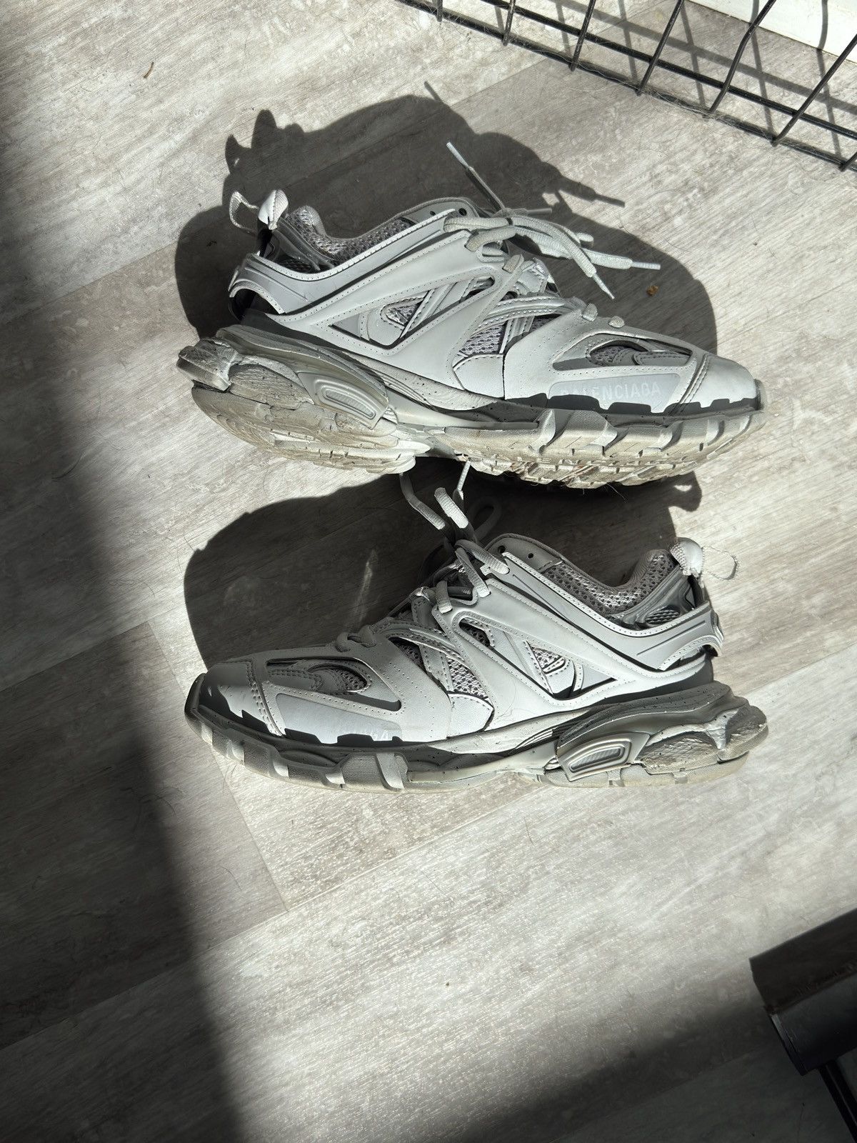 Balenciaga TRIPLE GREY BALENCIAGA TRACK SNEAKER Size US 8 / IT 38 - 6 Thumbnail