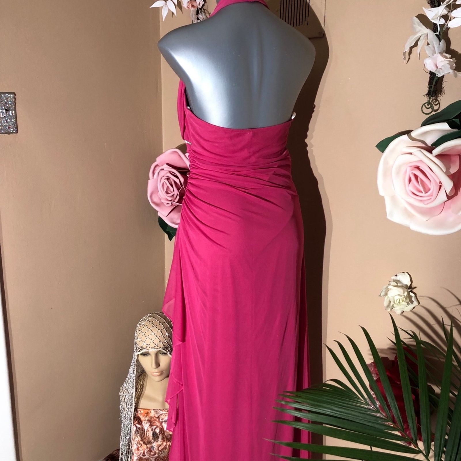 & Other Stories Pink halter rhinestones, ruffle, sheer Size L / US 10 / IT 46 - 7 Thumbnail