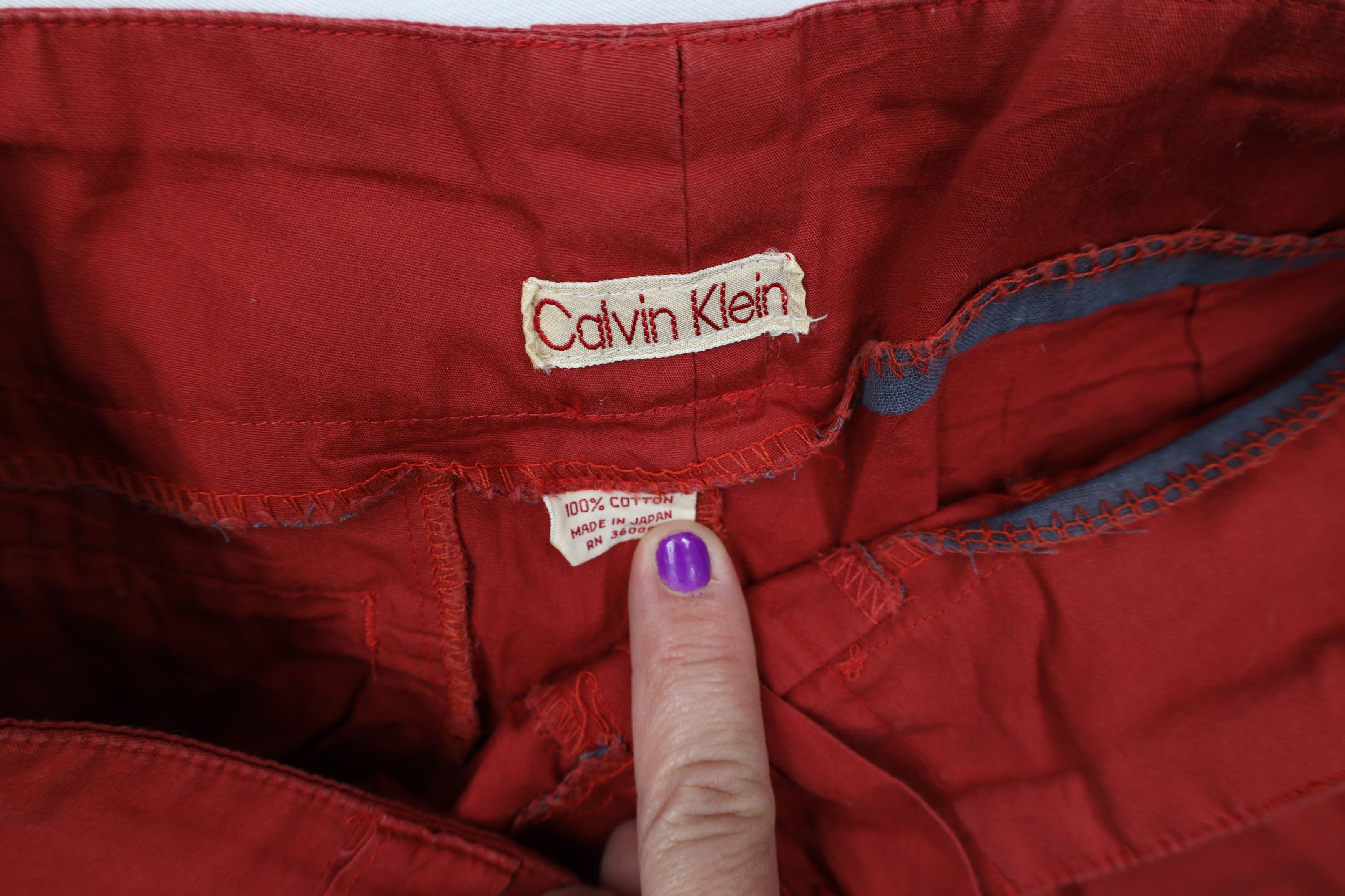 Calvin Klein Vintage 80s 90s Calvin Klein Fly Pleated Shorts Red Japan Size 28" / US 6 / IT 42 - 8 Thumbnail