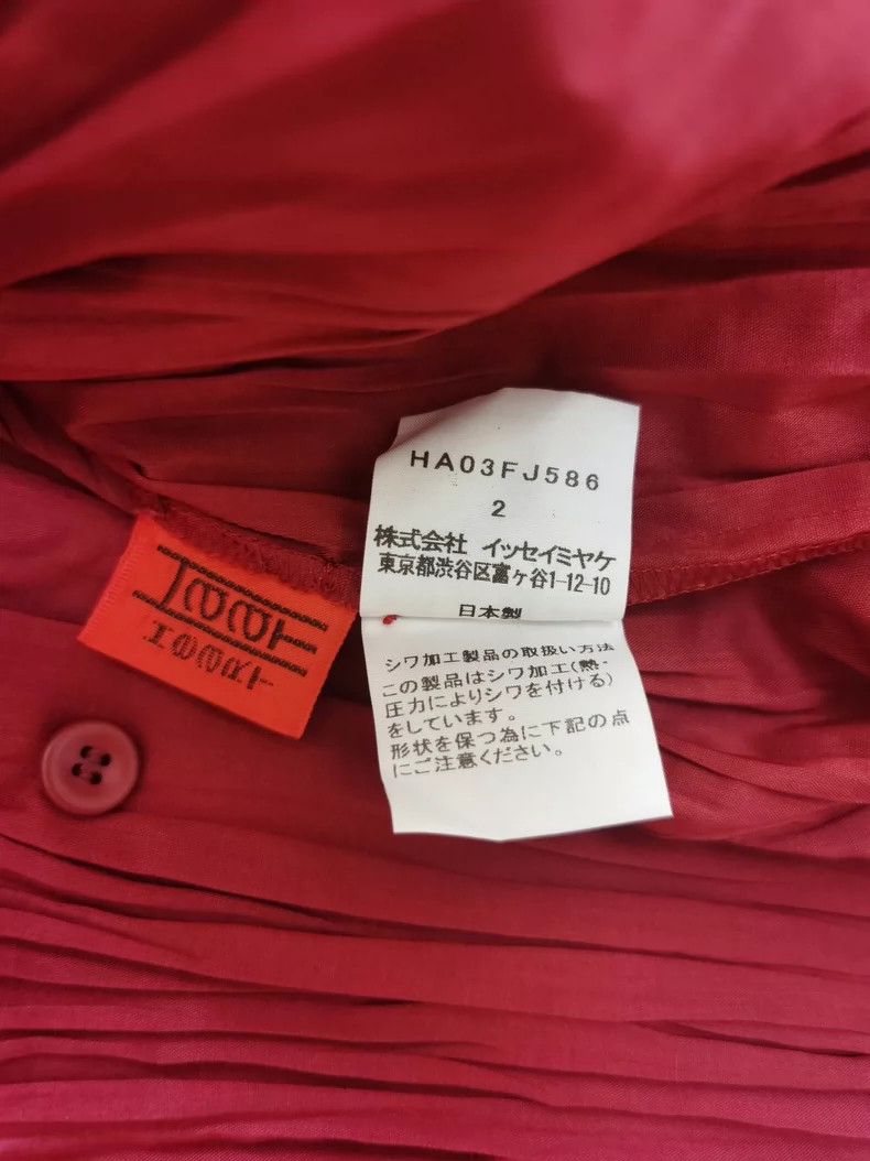 Issey Miyake Issey Miyake size:2 Red pleated coat Size XS / US 0-2 / IT 36-38 - 5 Thumbnail
